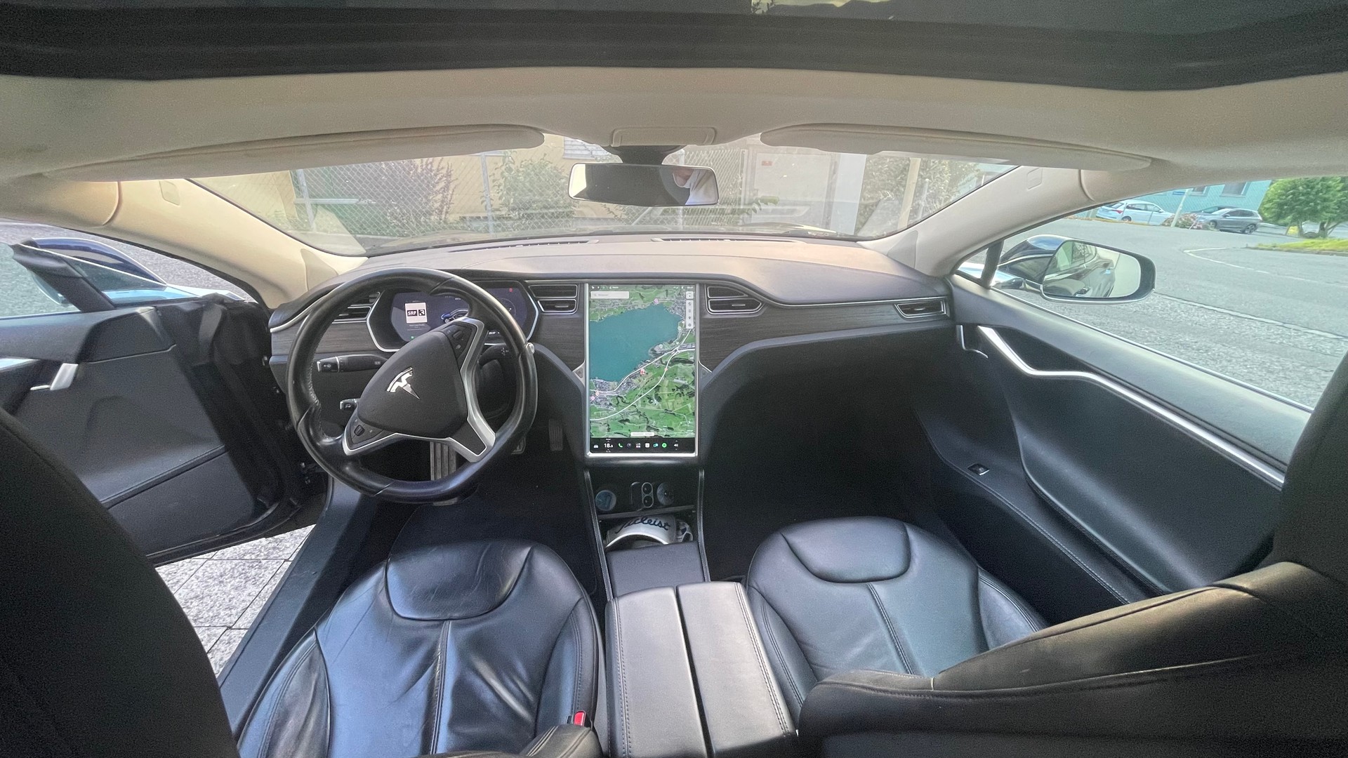 TESLA 85-image-1