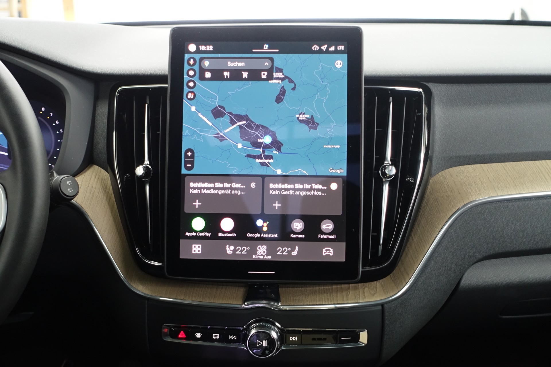 VOLVO XC60 2.0 B5 MH Plus Dark AWD *neues Modell*-image-24