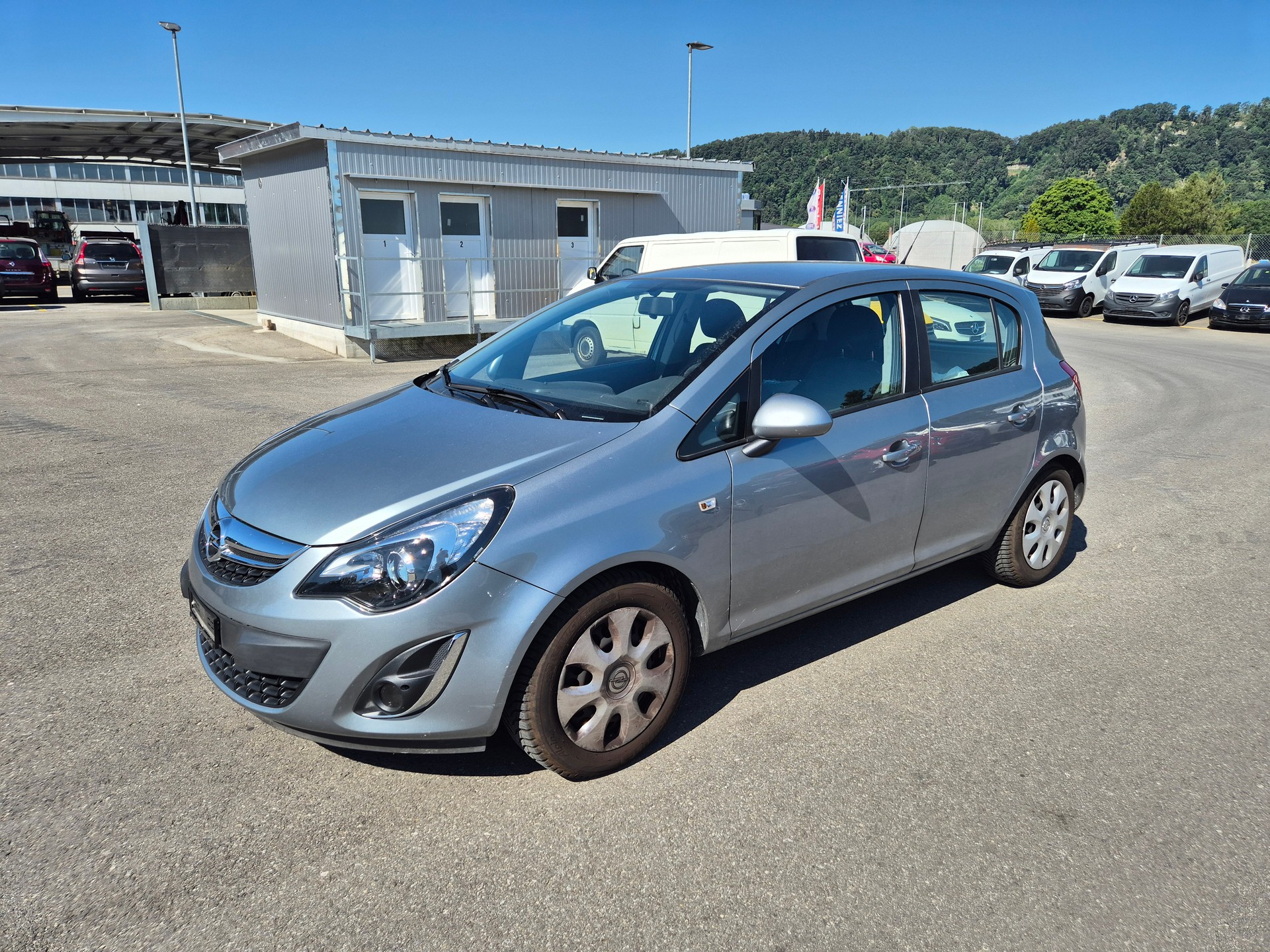 OPEL Corsa 1.4 TP Anniversary-image-8
