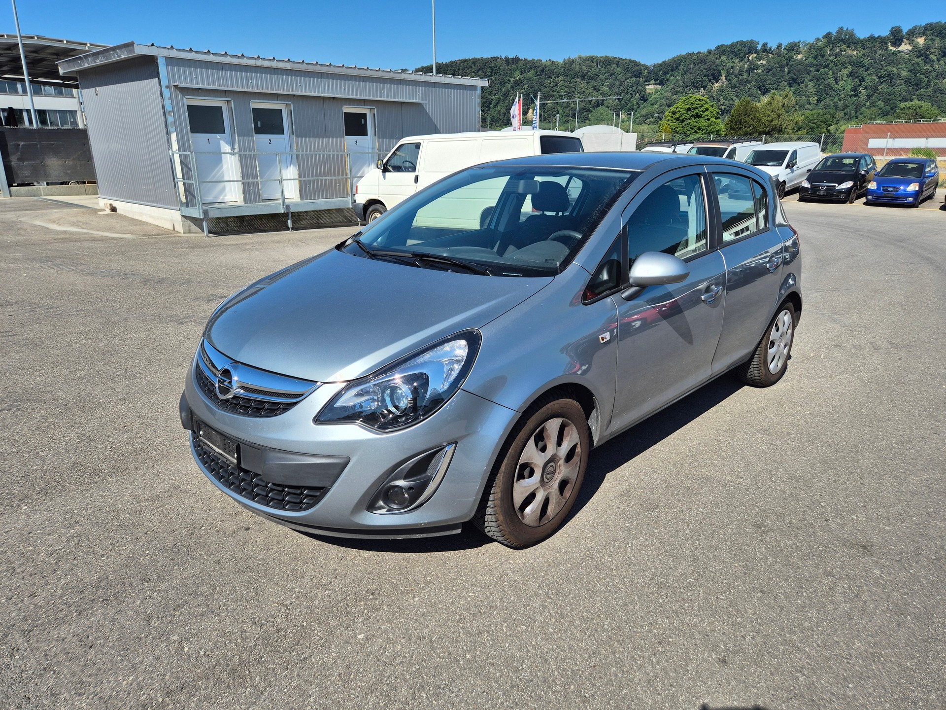 OPEL Corsa 1.4 TP Anniversary-image-9