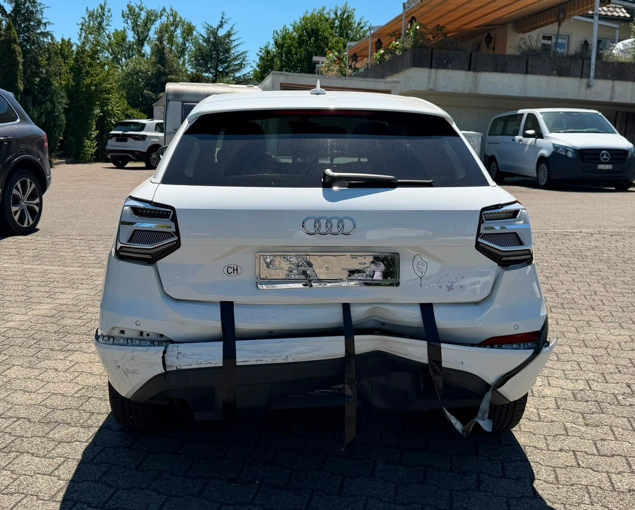 AUDI Q2 1.6 TDI Edition # 1 S-tronic-image-3