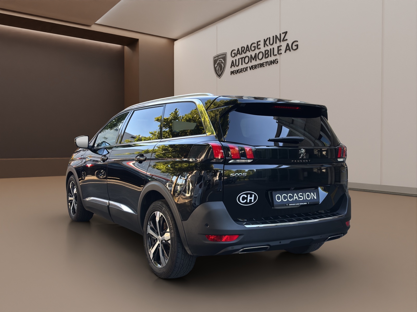 PEUGEOT 5008 2.0 BlueHDi GT EAT-image-4