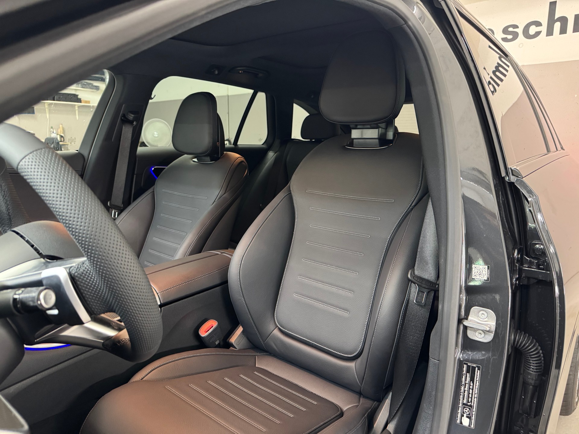 MERCEDES-BENZ C 220 d T 4 Matic Swiss Star-image-10