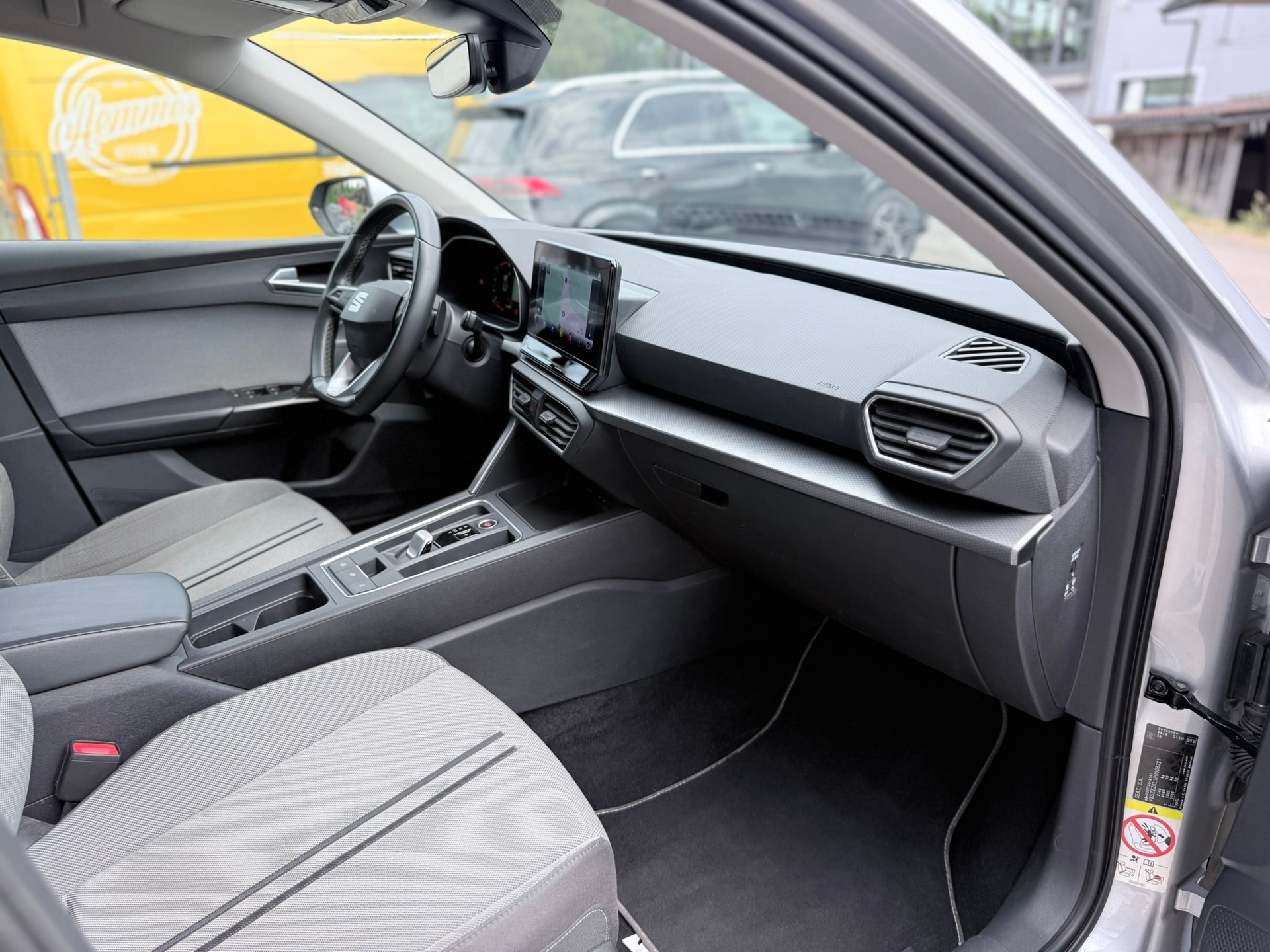 SEAT Leon ST 2.0 TDI EVO DSG 4Drive Style-image-12