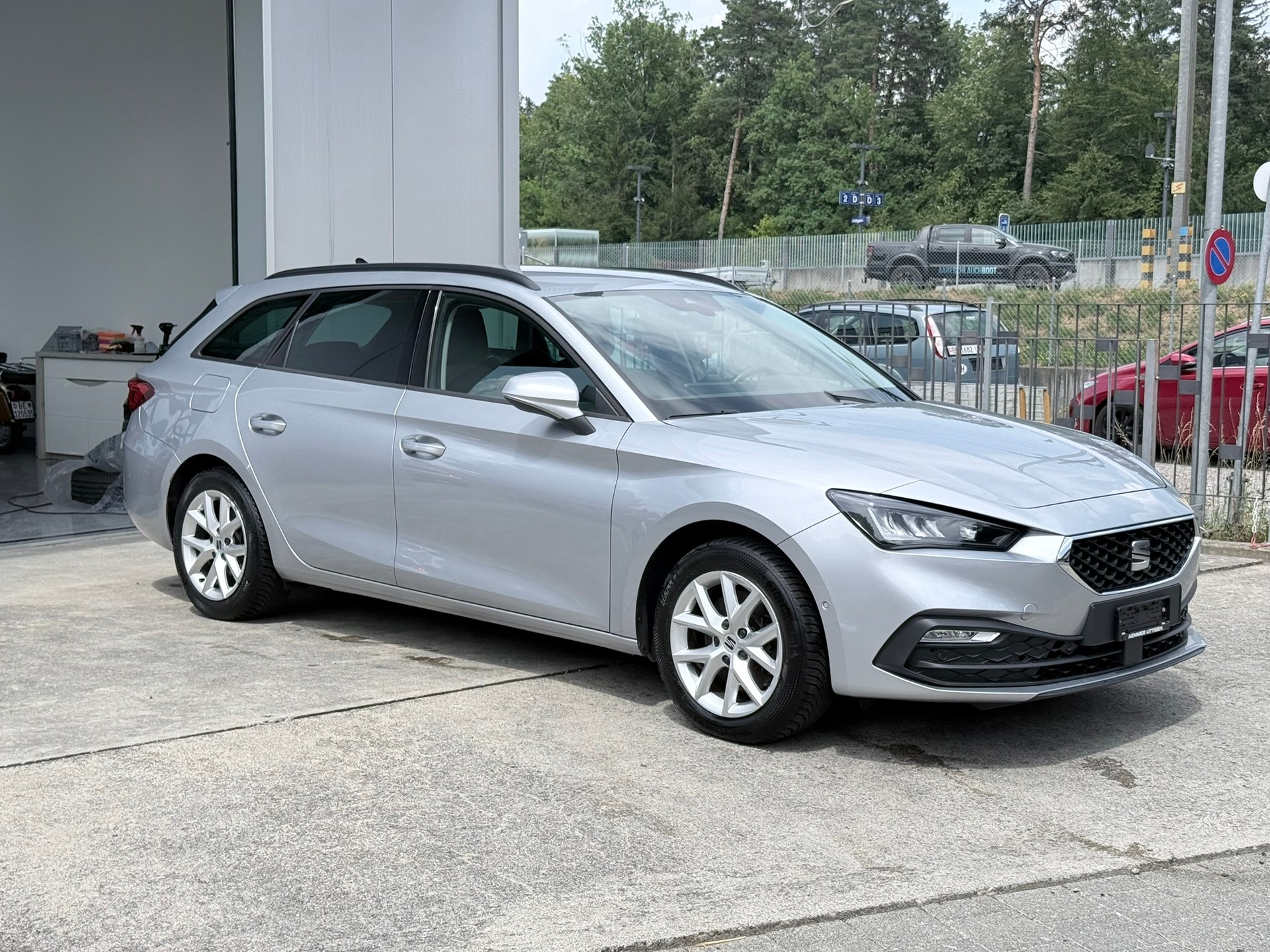 SEAT Leon ST 2.0 TDI EVO DSG 4Drive Style-image-2