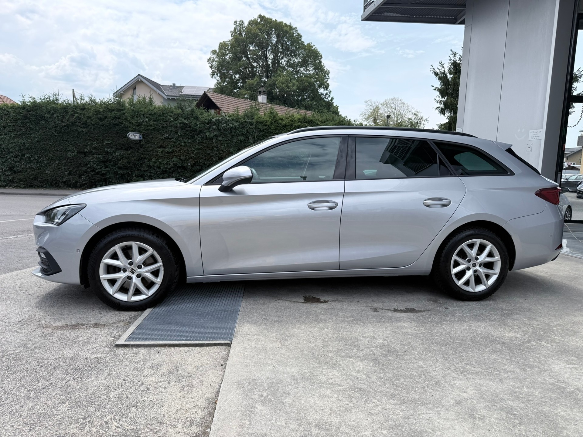 SEAT Leon ST 2.0 TDI EVO DSG 4Drive Style-image-9