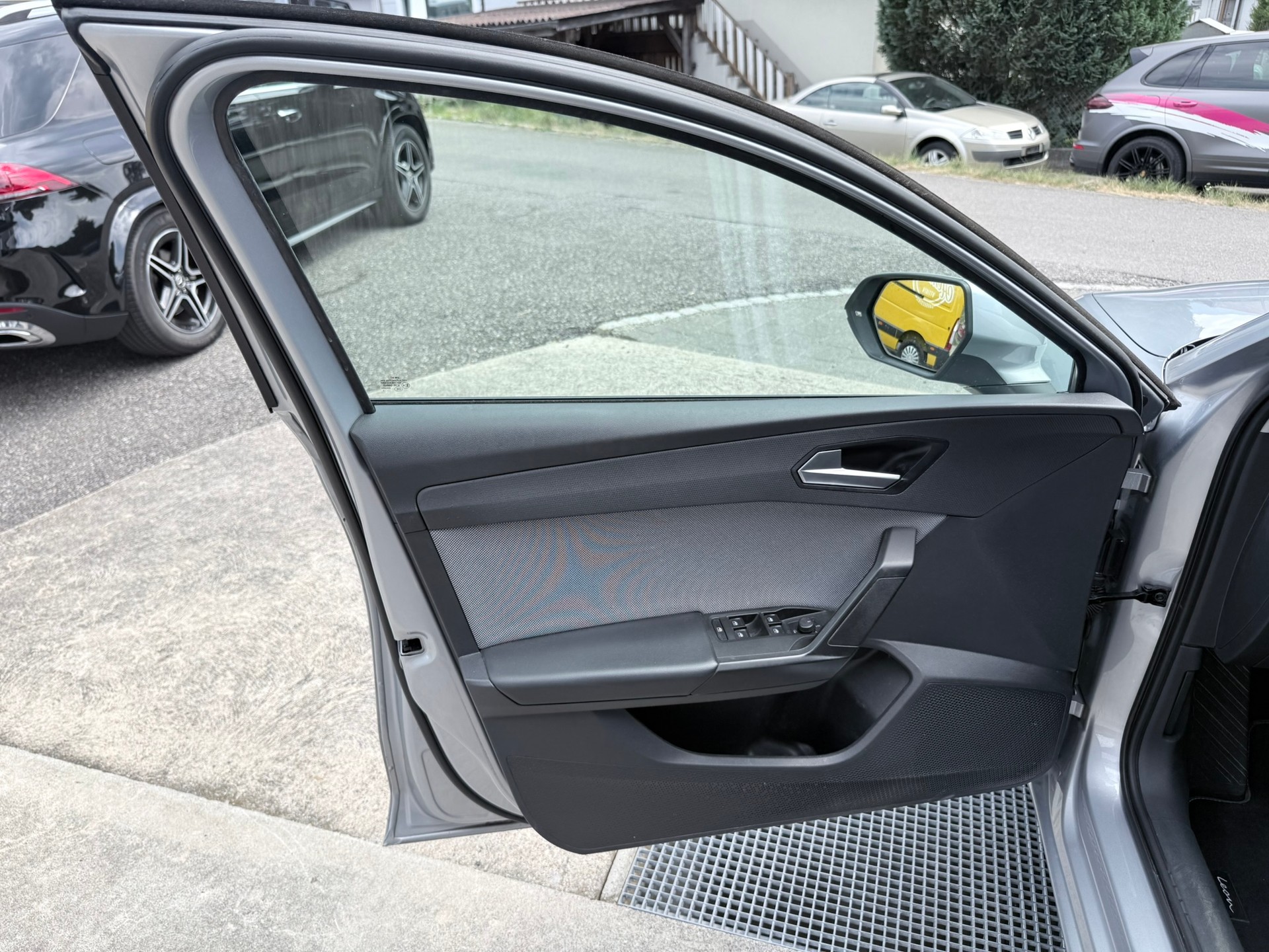 SEAT Leon ST 2.0 TDI EVO DSG 4Drive Style-image-15