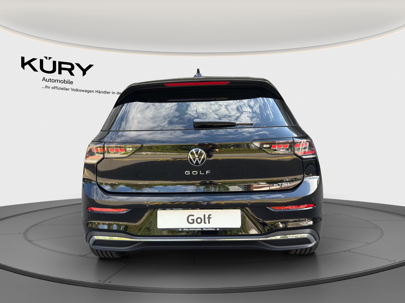 VW Golf 1.5 e TSI mHEV Style DSG-image-5