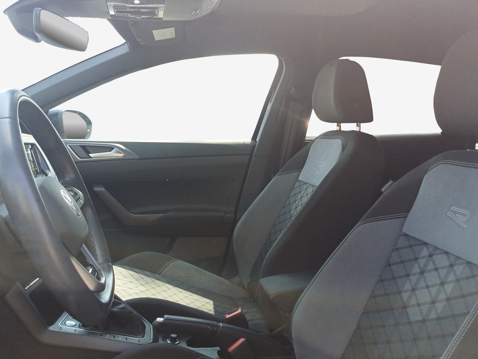 VW Taigo 1.5 TSI R-Line DSG-image-7