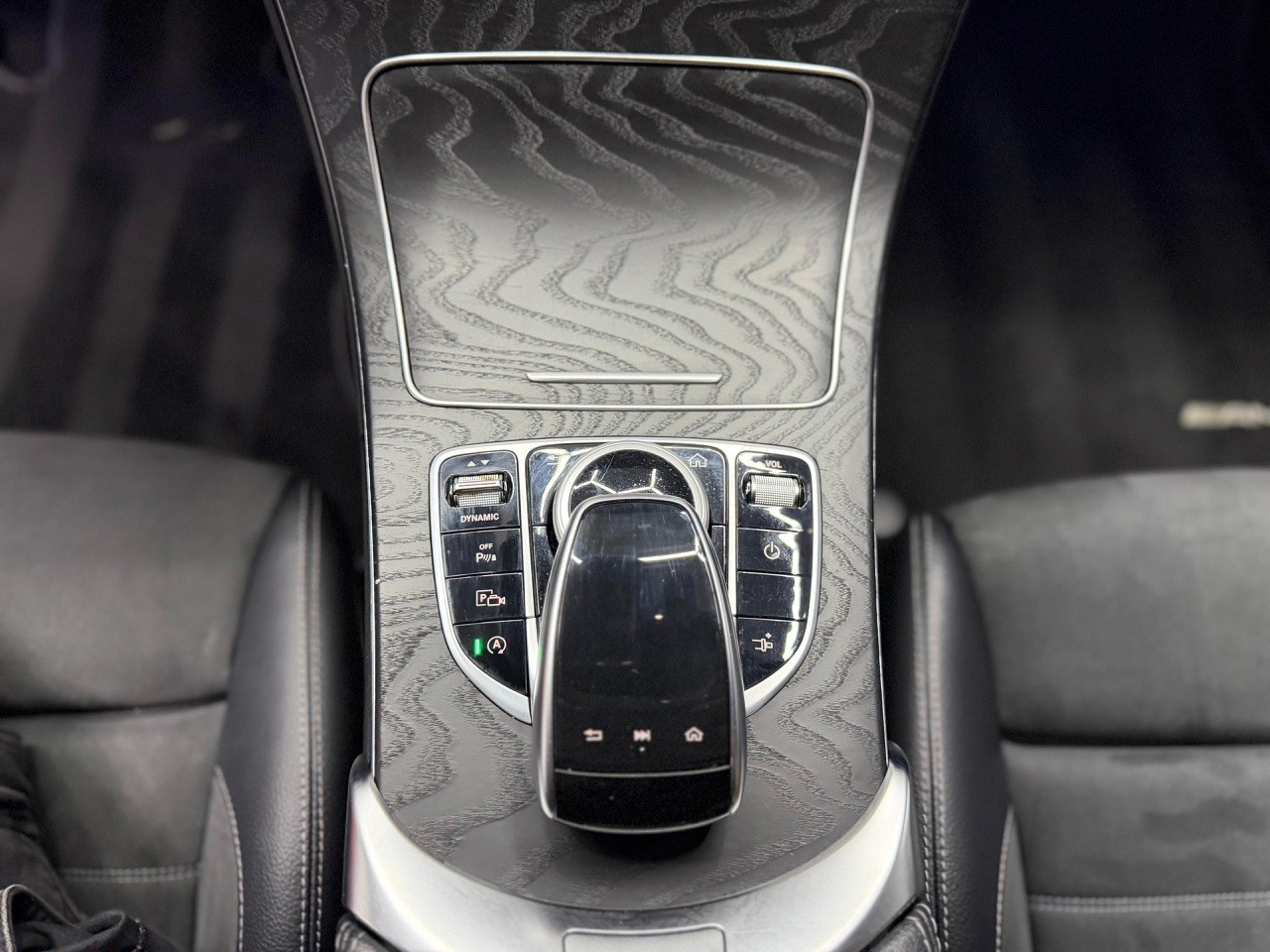 MERCEDES-BENZ C 300 Coupé 4Matic AMG Line 9G-tronic-image-18