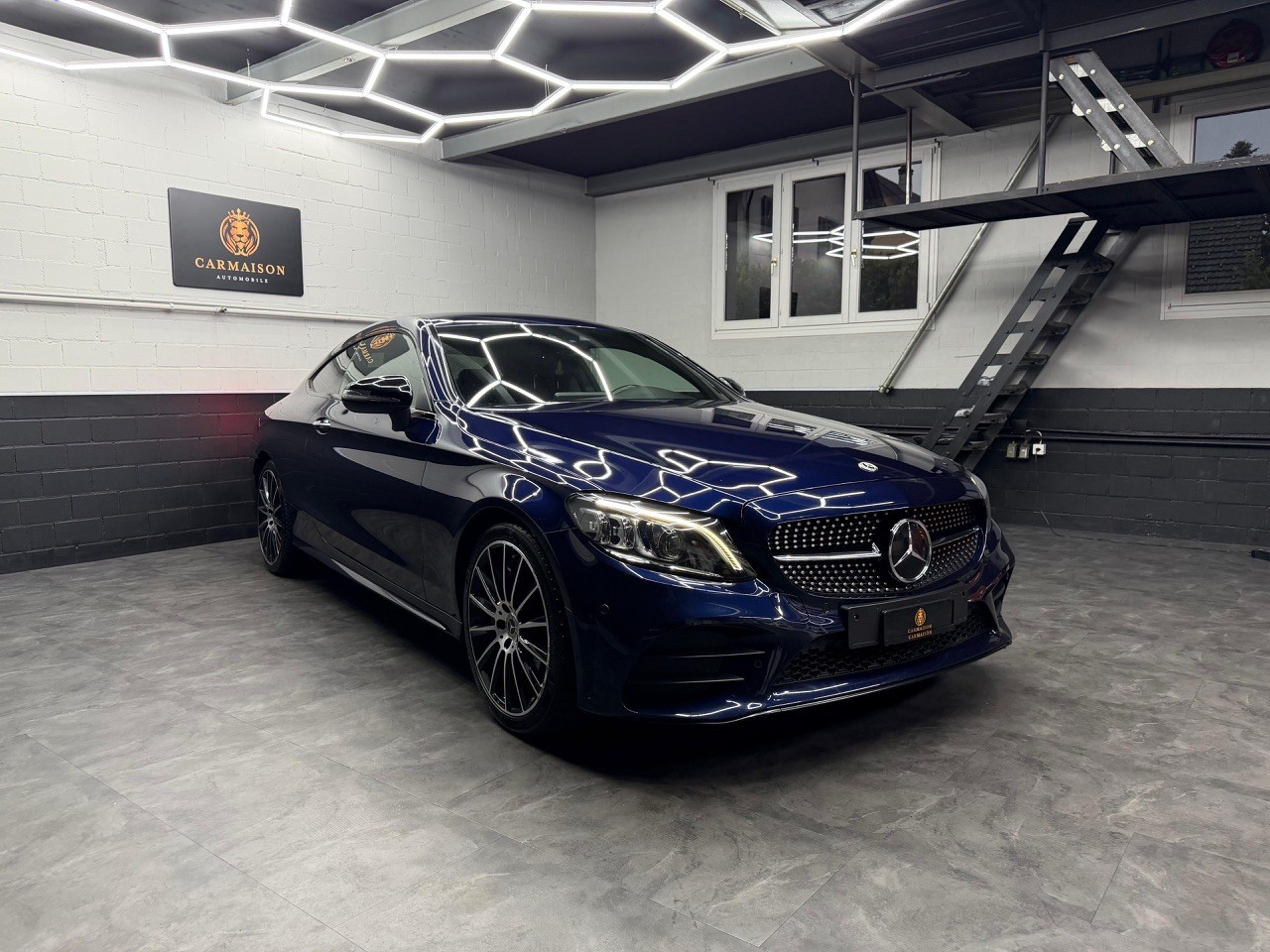 MERCEDES-BENZ C 300 Coupé 4Matic AMG Line 9G-tronic