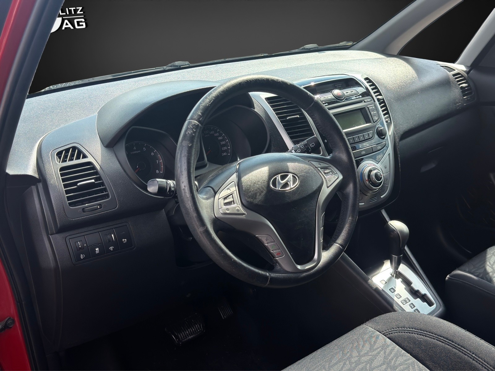 HYUNDAI iX20 1.6 Style Automatic-image-7