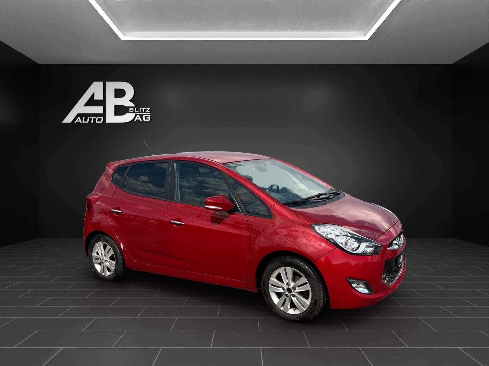 HYUNDAI iX20 1.6 Style Automatic-image-5