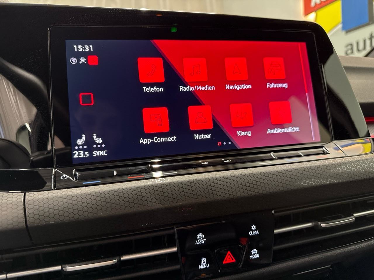 VW Golf 2.0 TSI GTI Clubsport DSG-image-5