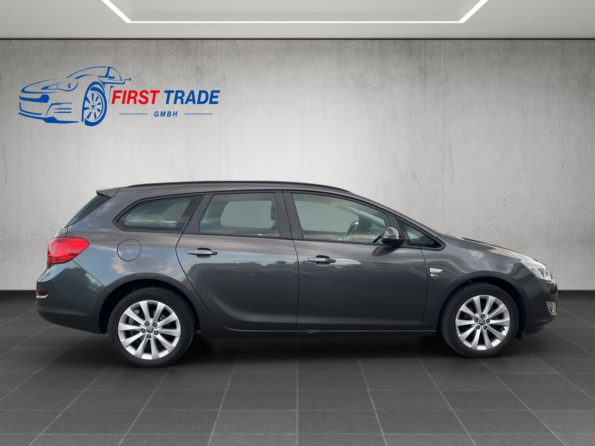 OPEL Astra ST 1.4i 16V Turbo Anniversary Ed.-image-3