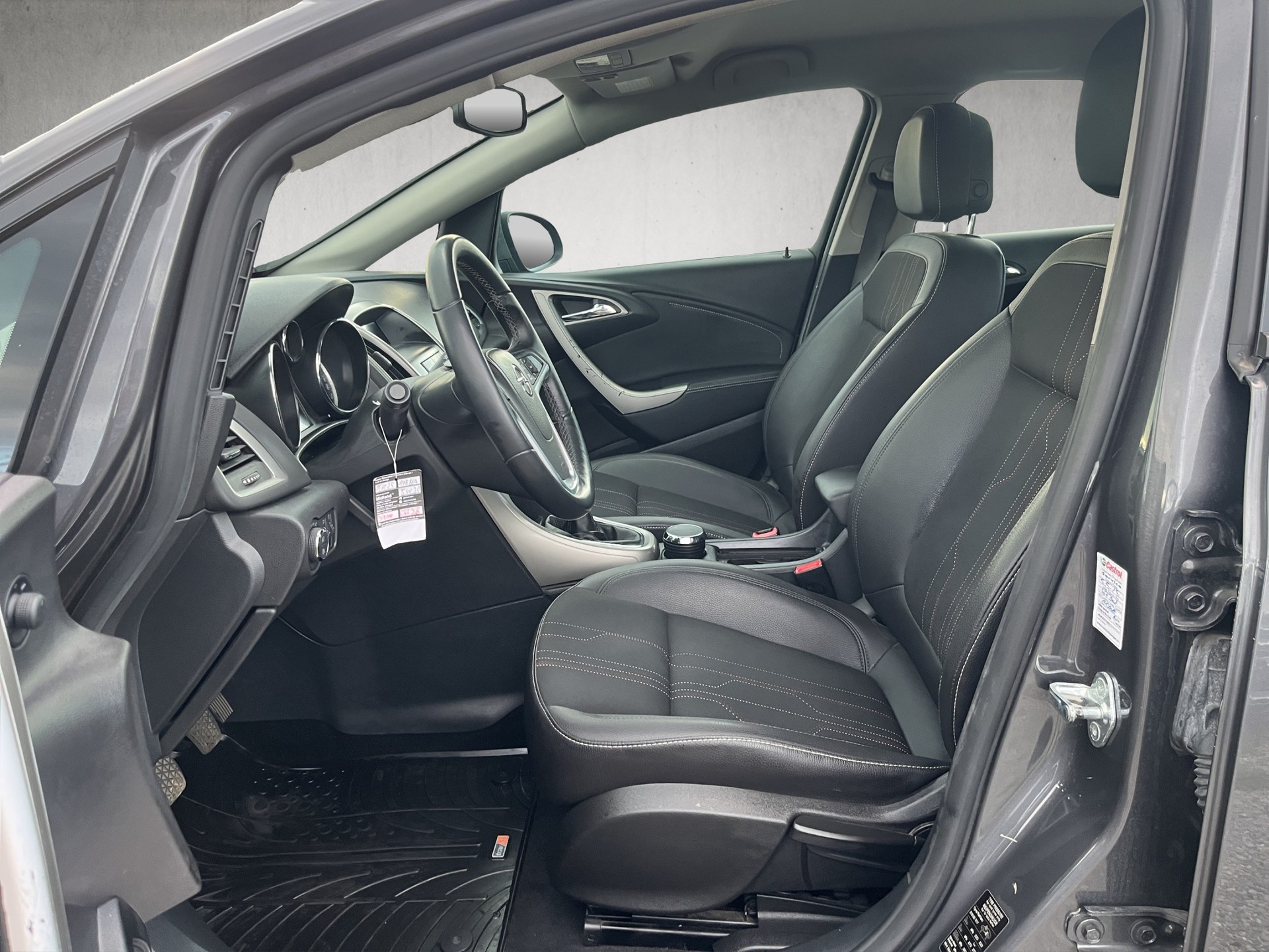 OPEL Astra ST 1.4i 16V Turbo Anniversary Ed.-image-9