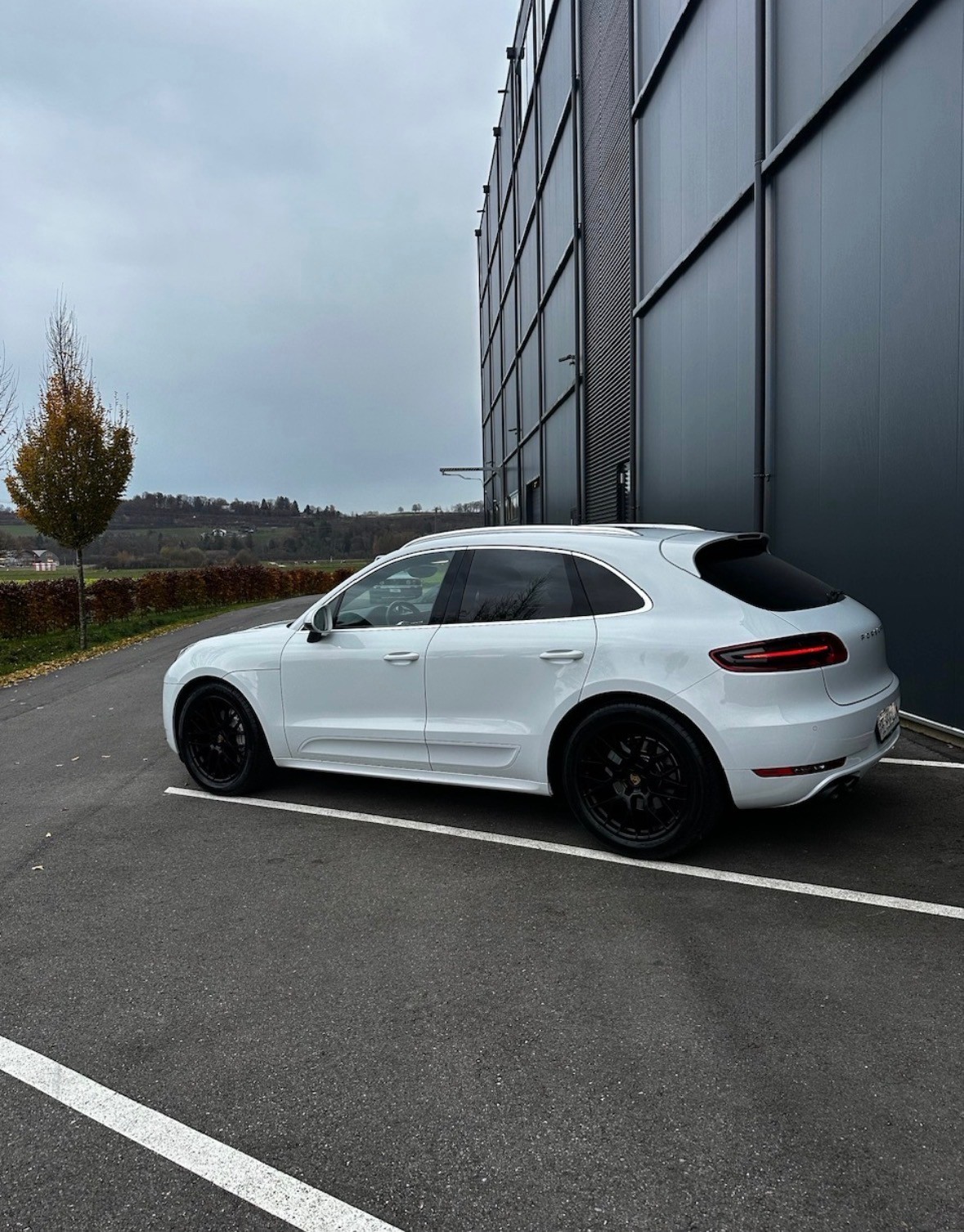 PORSCHE 3.0 V6 S Diesel-image-1