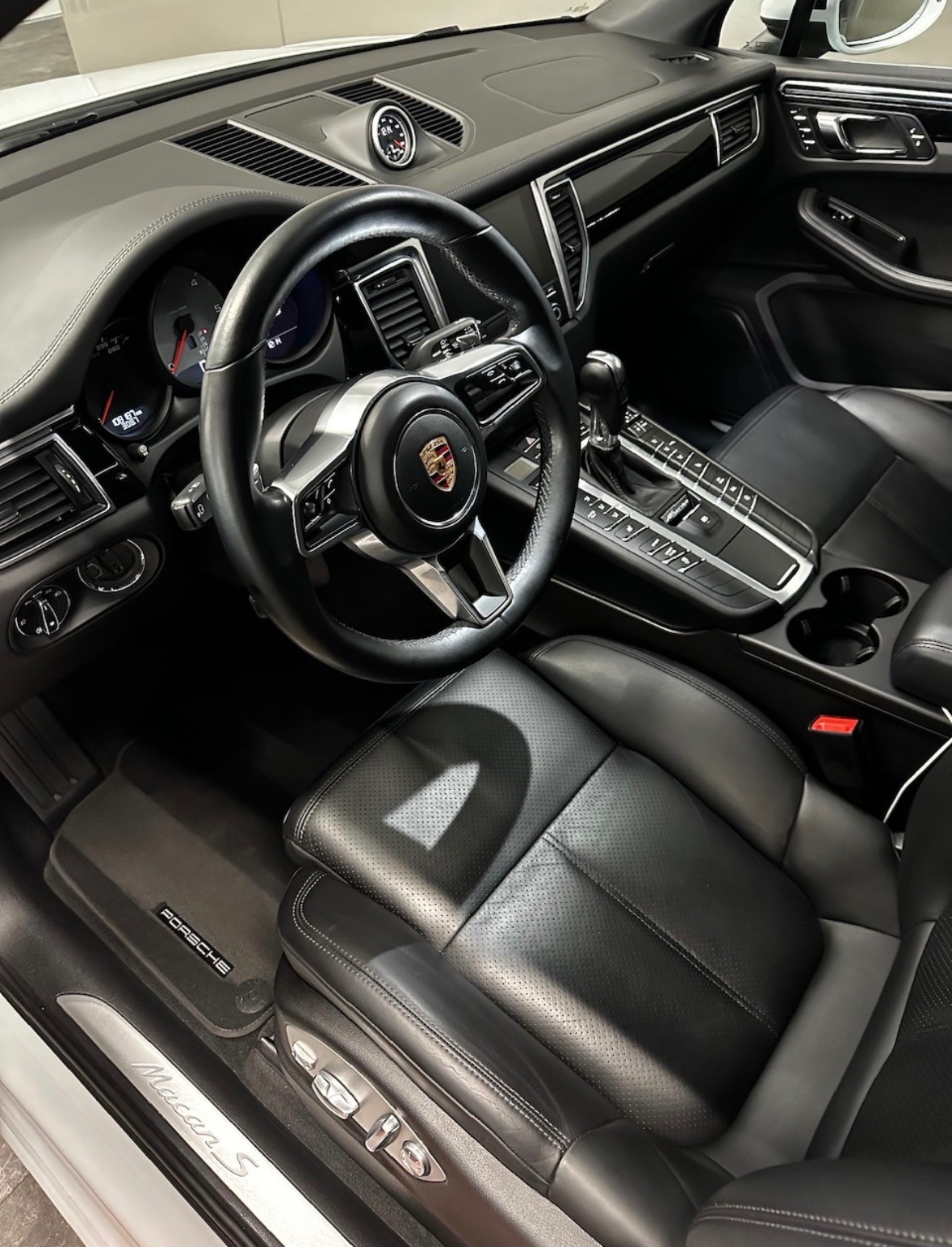 PORSCHE 3.0 V6 S Diesel-image-2