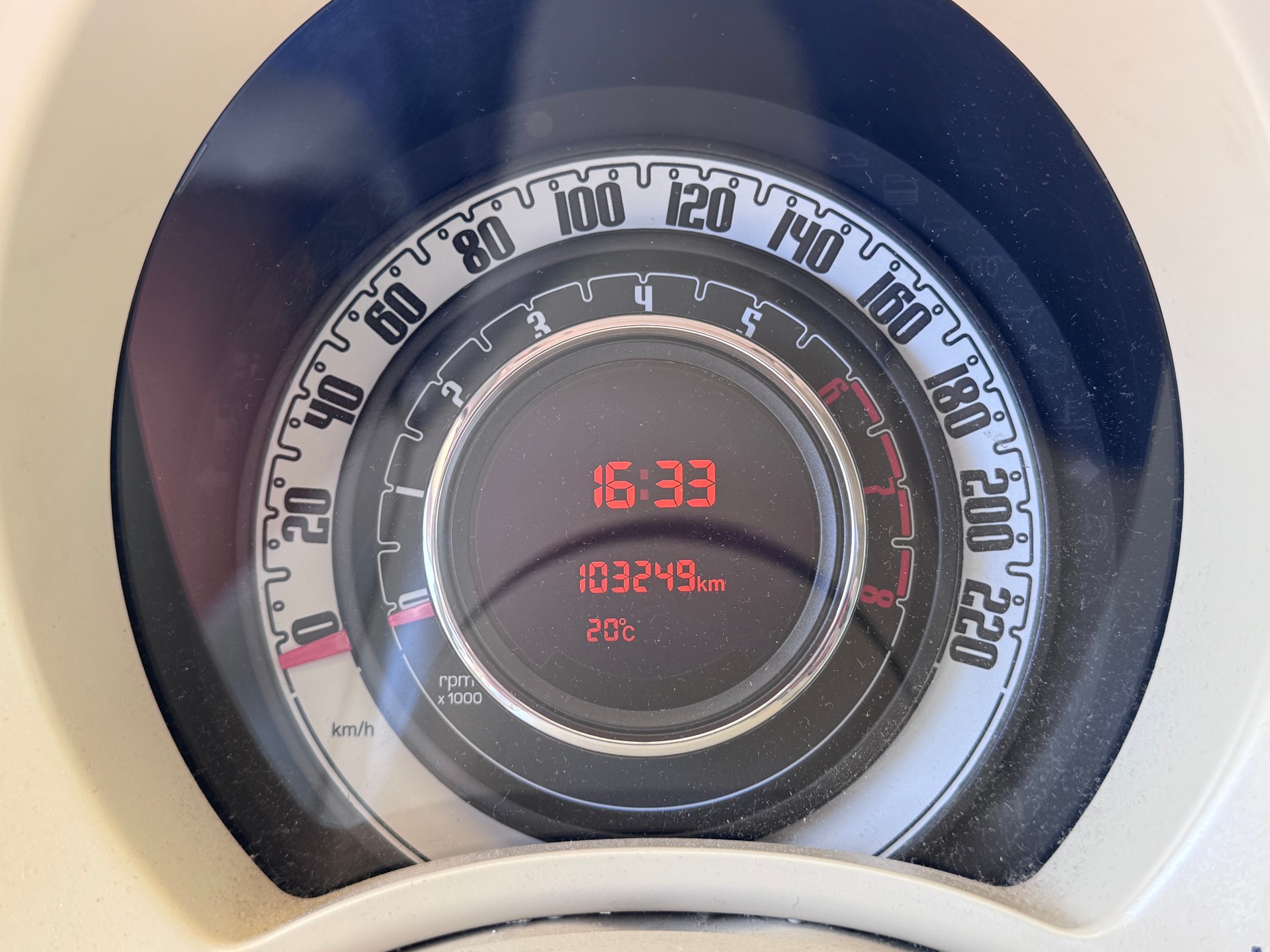 FIAT 500 1.4 16V Lounge Dualogic-image-21
