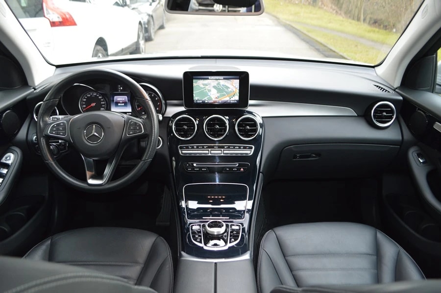 MERCEDES-BENZ GLC 250 4Matic 9G-Tronic-image-8