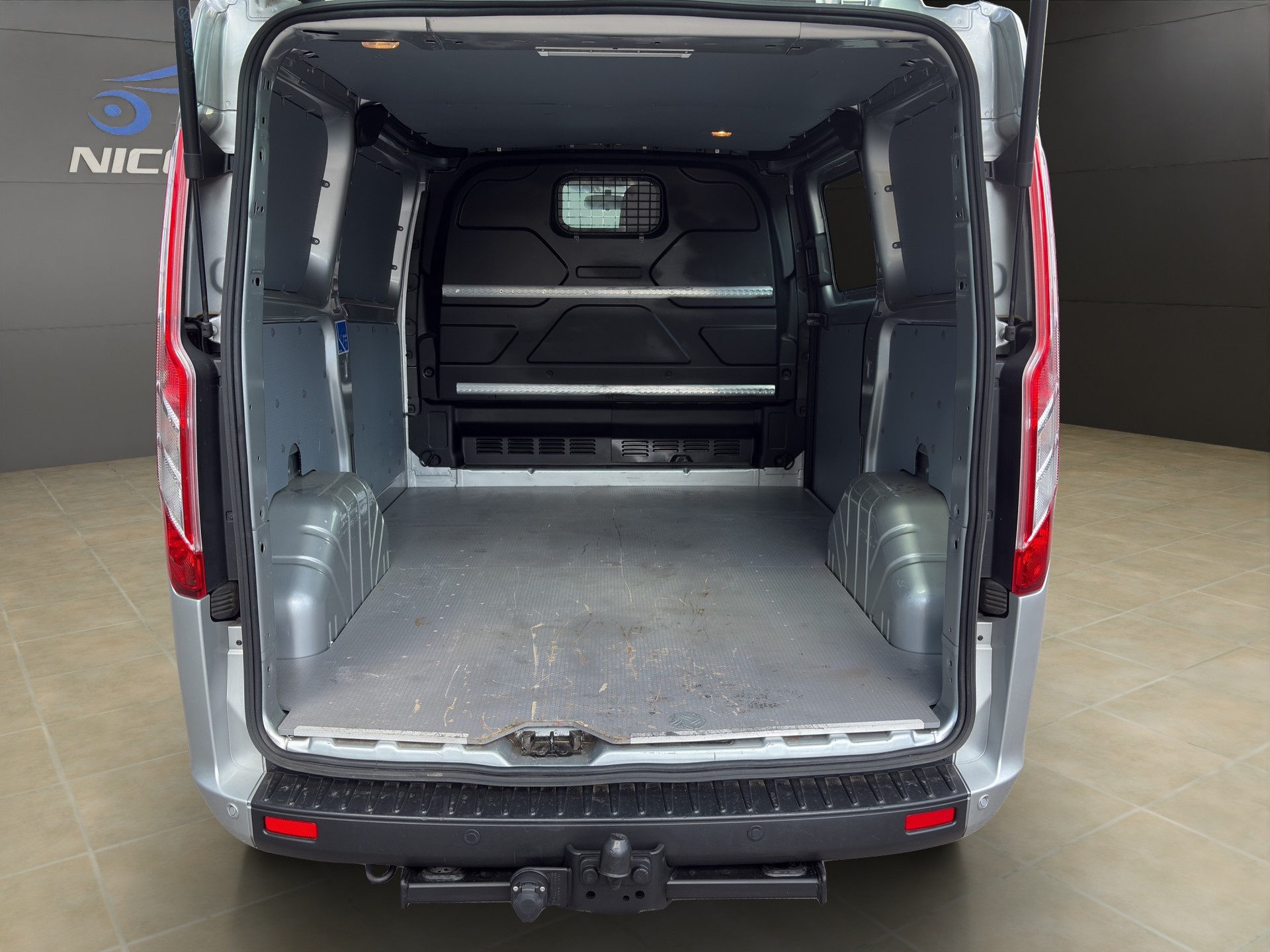 FORD Transit Custom Van 320 L1H1 Trend-image-7