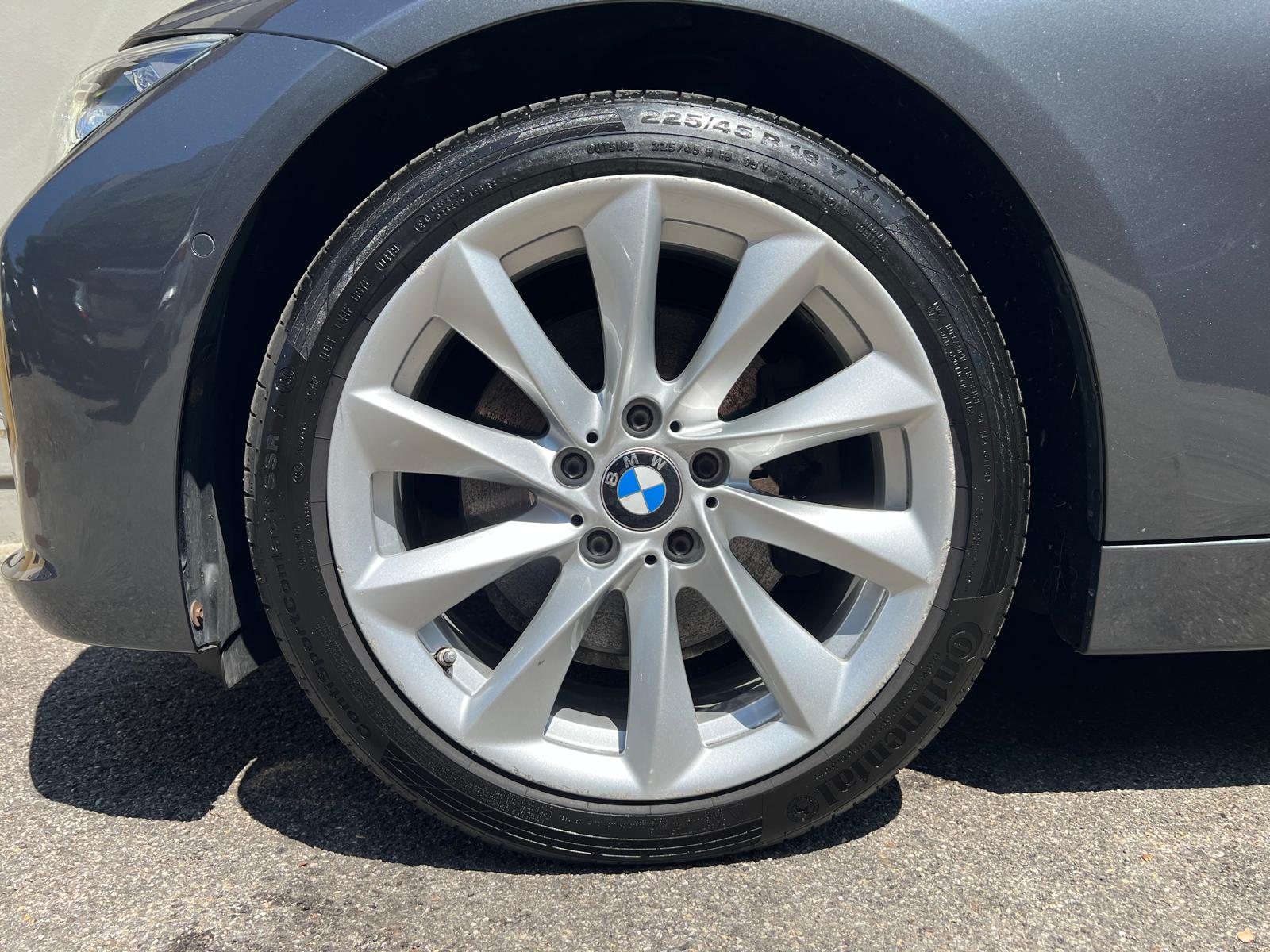 BMW 328i Touring-image-5