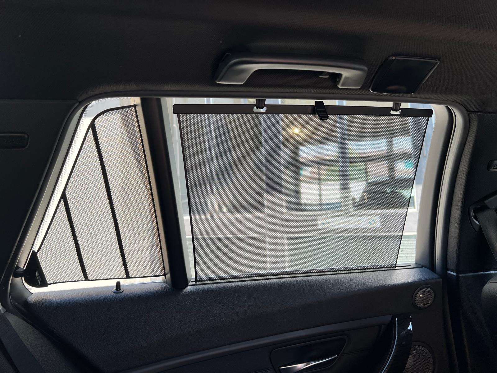 BMW 328i Touring-image-9