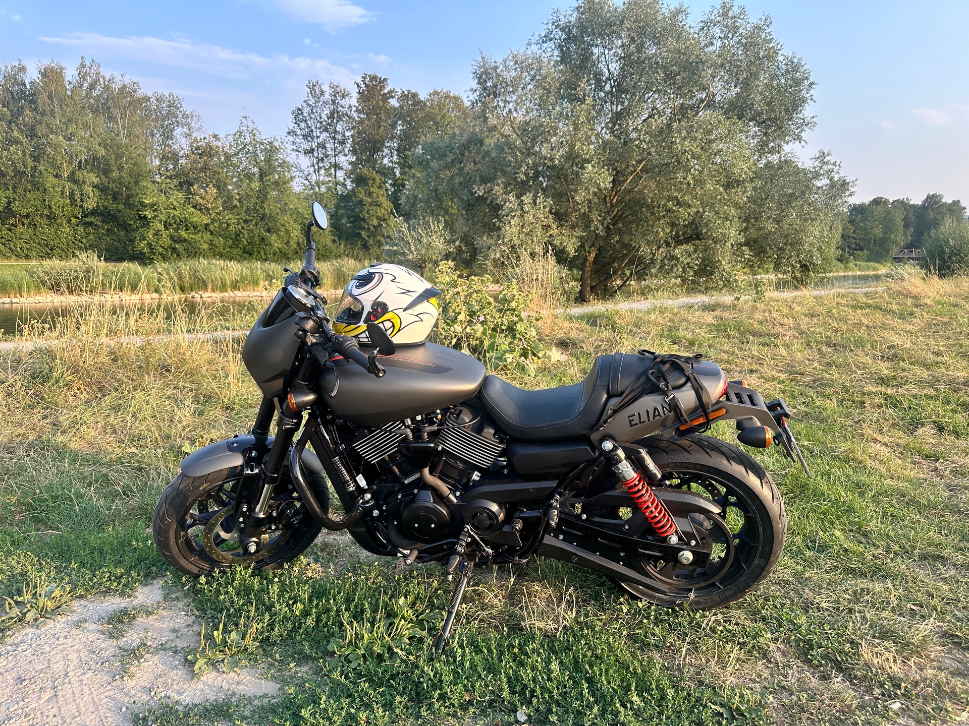 HARLEY-DAVIDSON XG 750 Street Rod-image-2