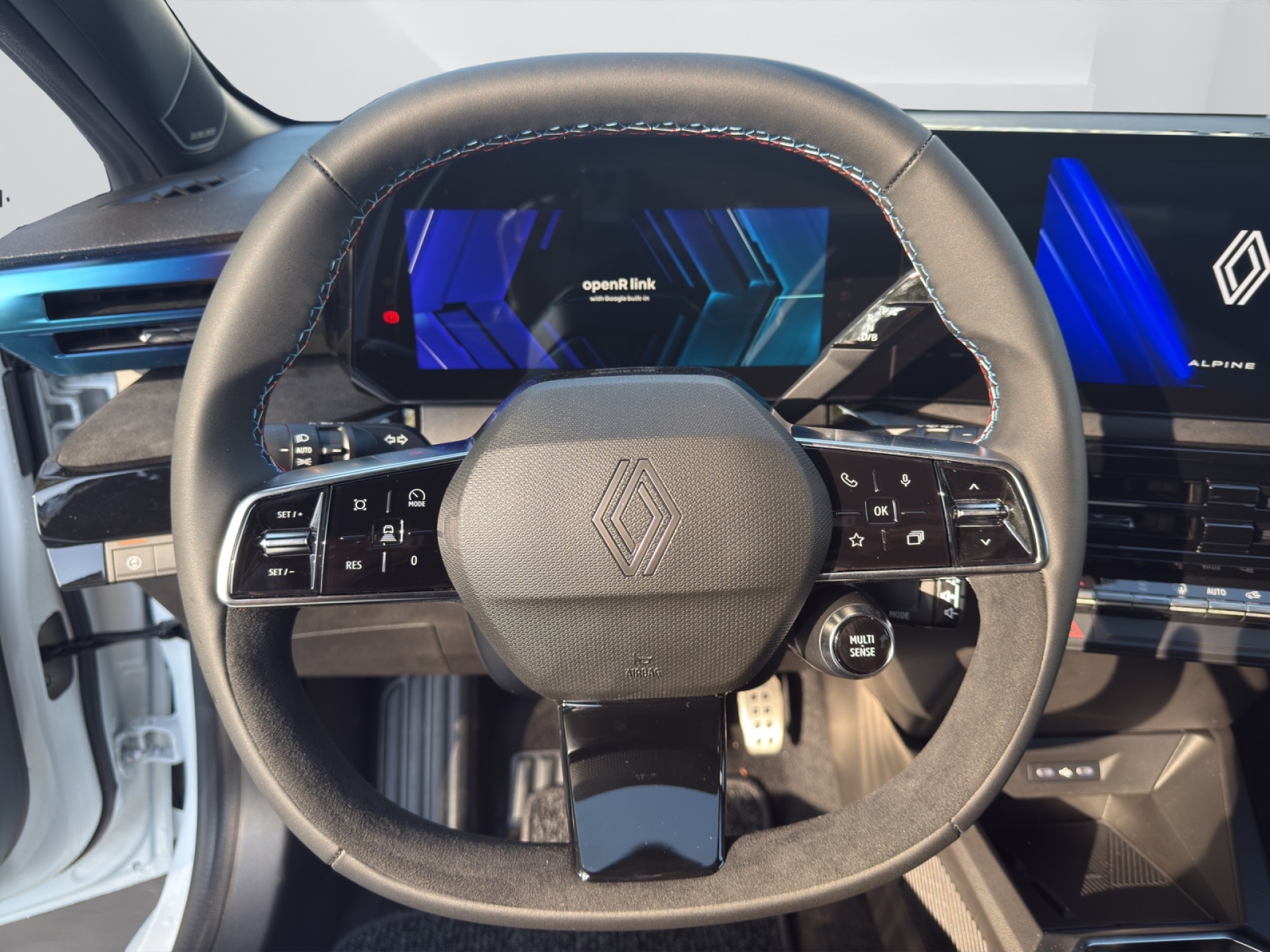 RENAULT CLIO esprit Alpine full hybrid E-Tech 160-image-7