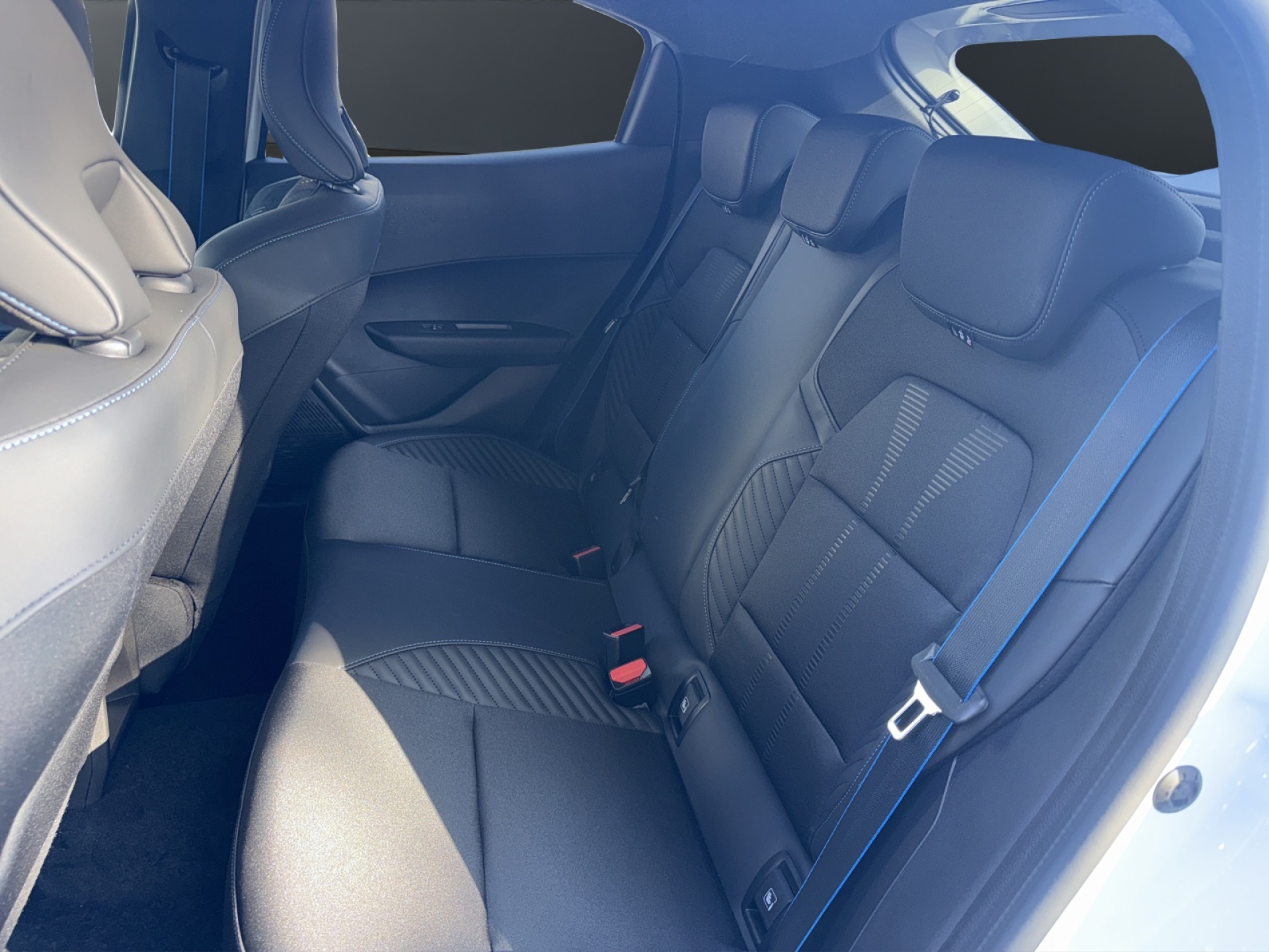 RENAULT CLIO esprit Alpine full hybrid E-Tech 160-image-9