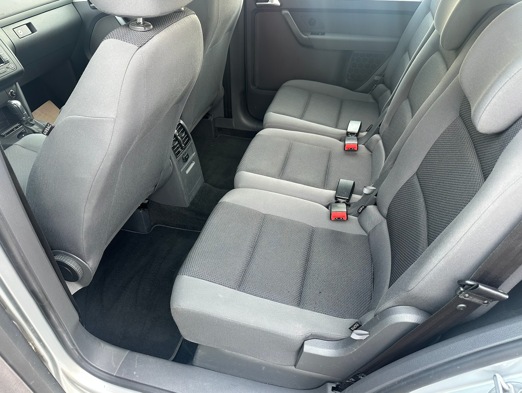 VW Touran 1.6 TDI Comfortline DSG-image-13