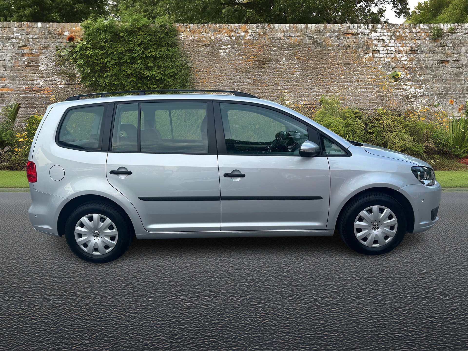 VW Touran 1.6 TDI Comfortline DSG-image-5