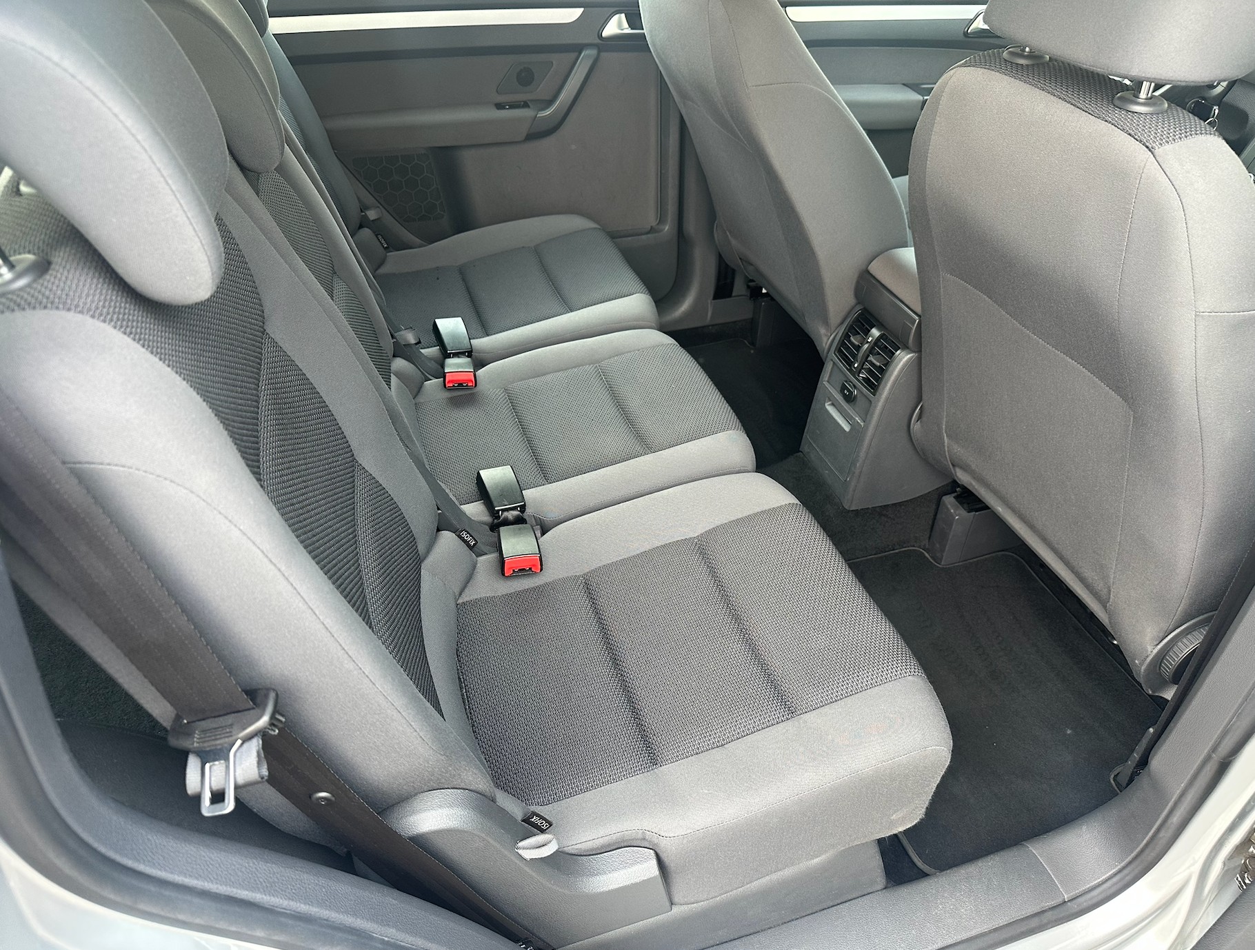 VW Touran 1.6 TDI Comfortline DSG-image-14