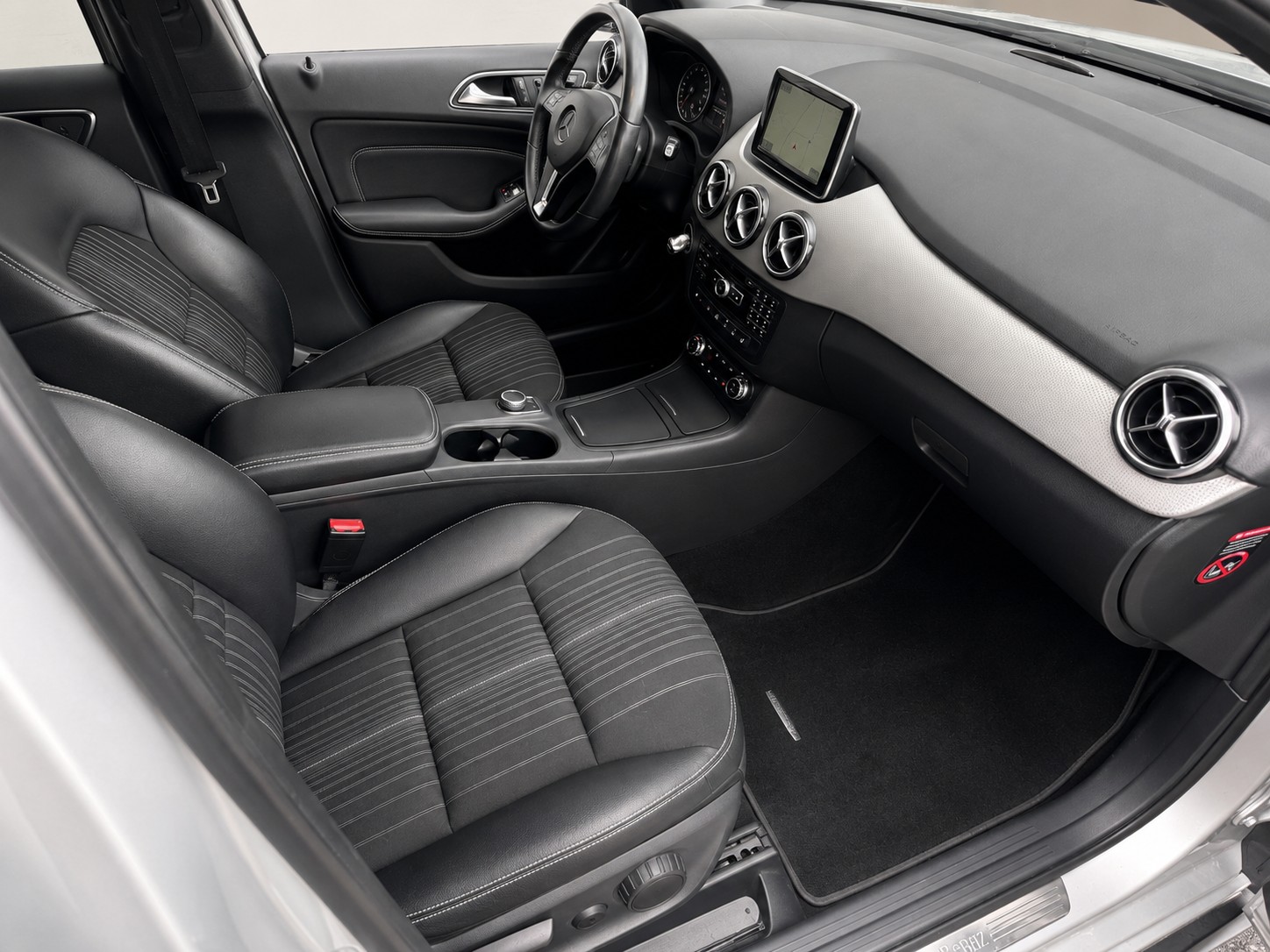 MERCEDES-BENZ B 200 CDI 7G-DCT-image-14