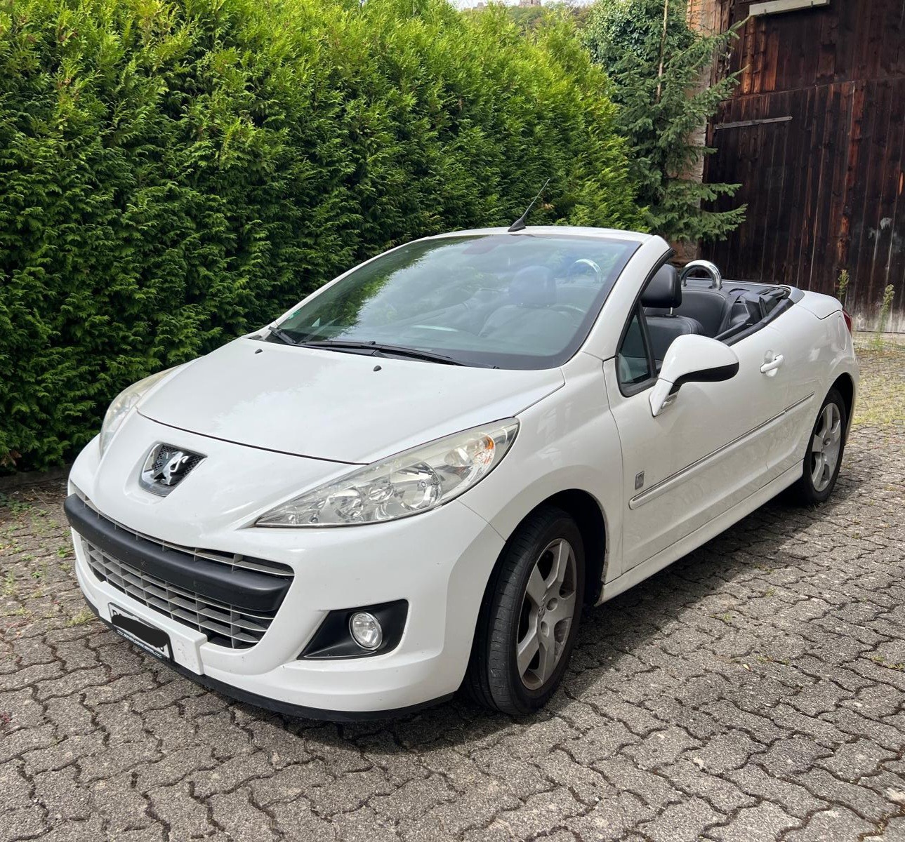 PEUGEOT 1.6 16V Swiss Edition