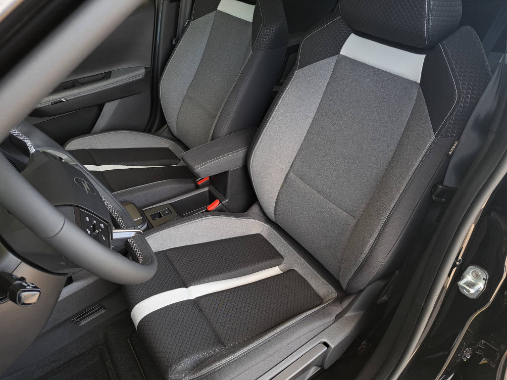 OPEL Frontera-e long range GS (jusqu'à 432 km d'autonomie)-image-8