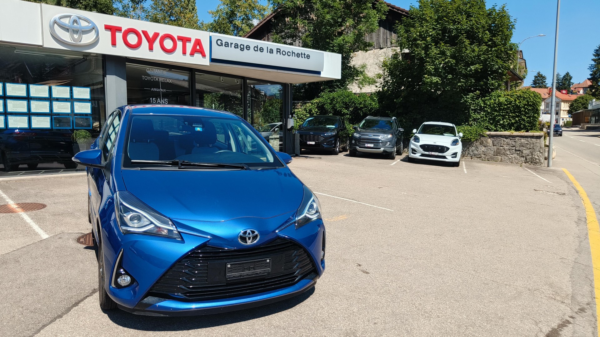 TOYOTA Yaris 1.5 Comfort-image-0