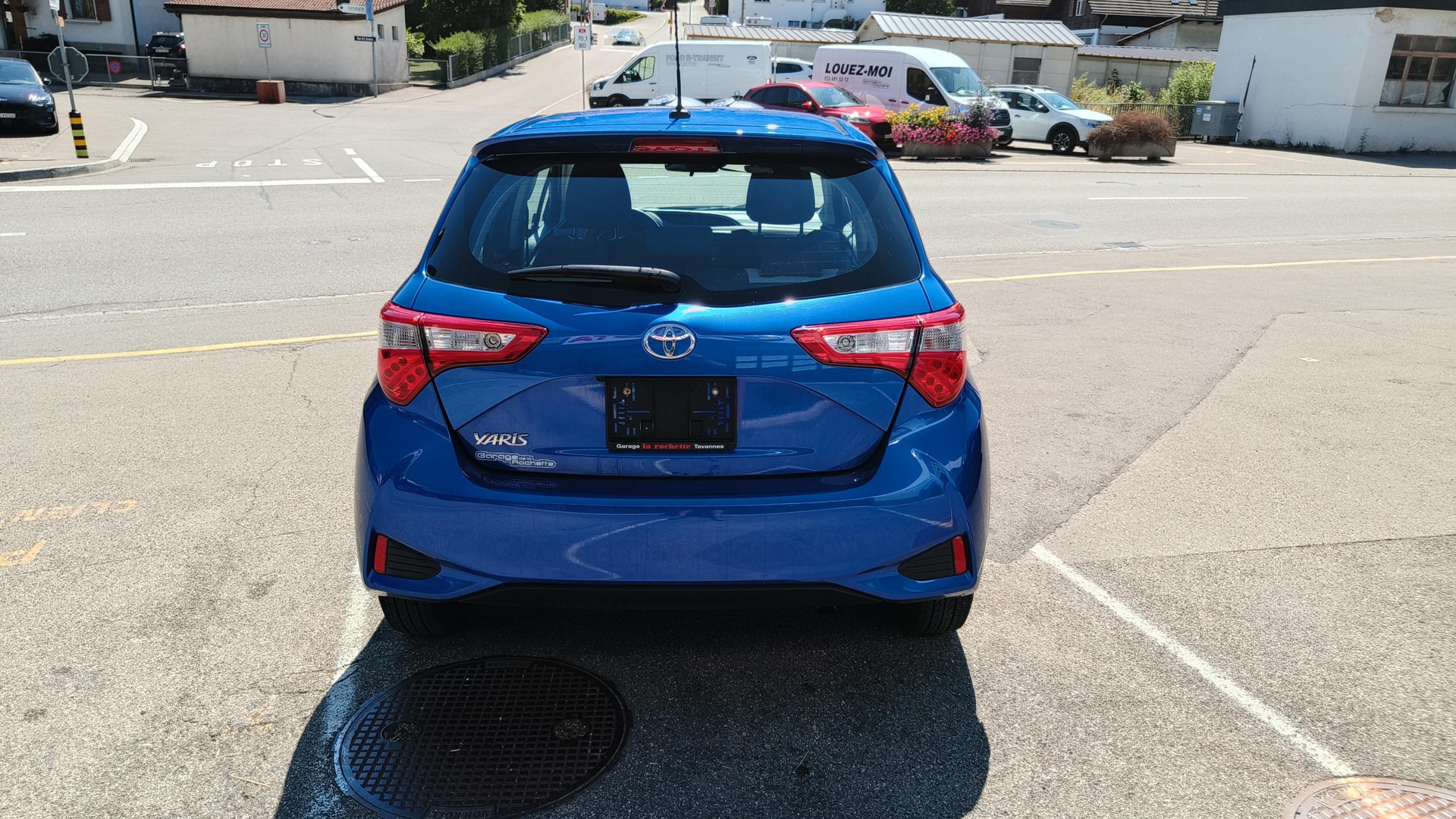 TOYOTA Yaris 1.5 Comfort-image-4