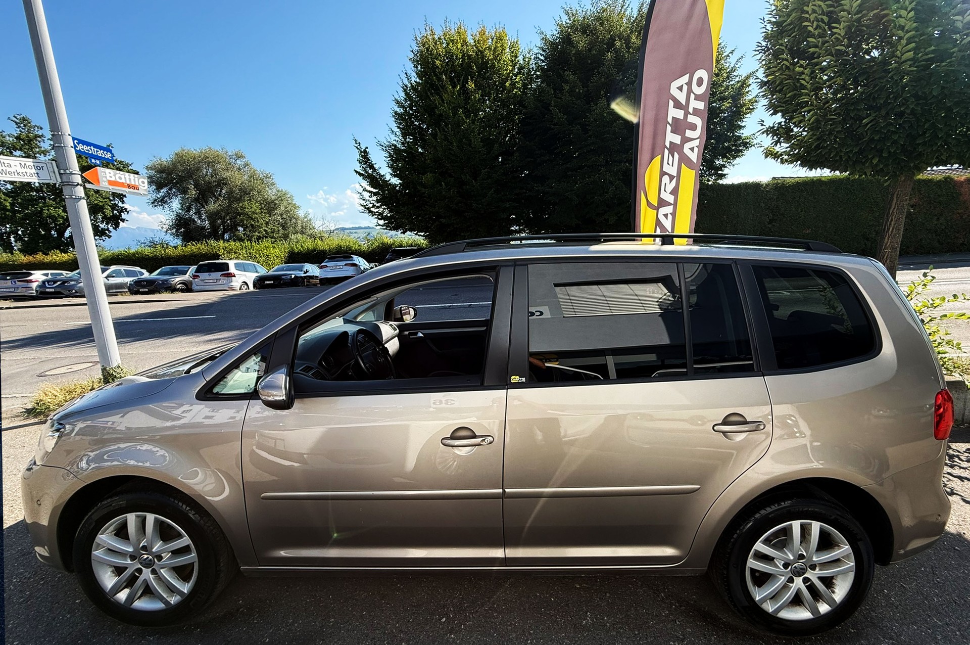 VW Touran 1.4 TSI Comfortline DSG-image-3