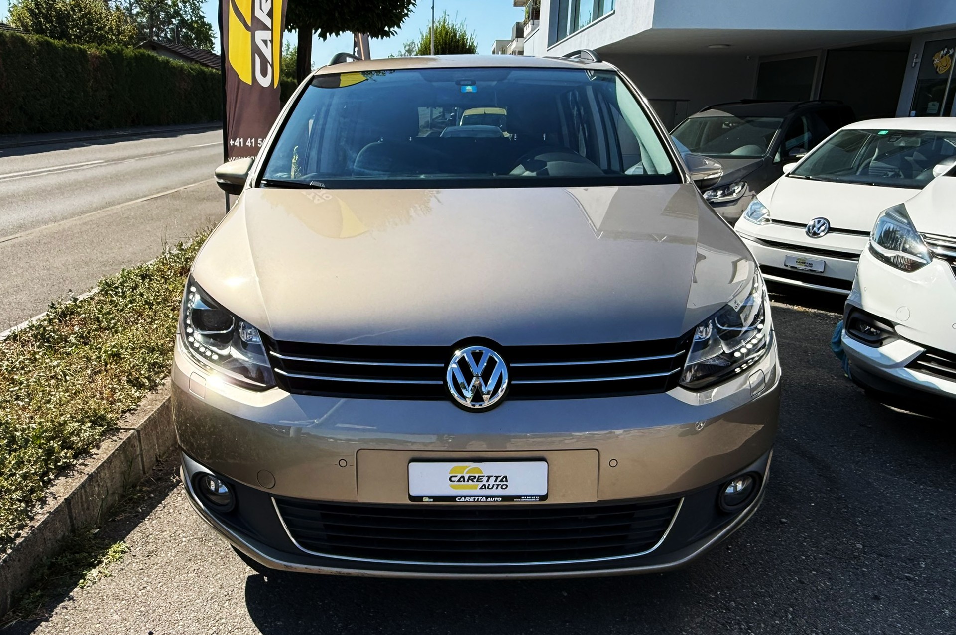 VW Touran 1.4 TSI Comfortline DSG-image-1