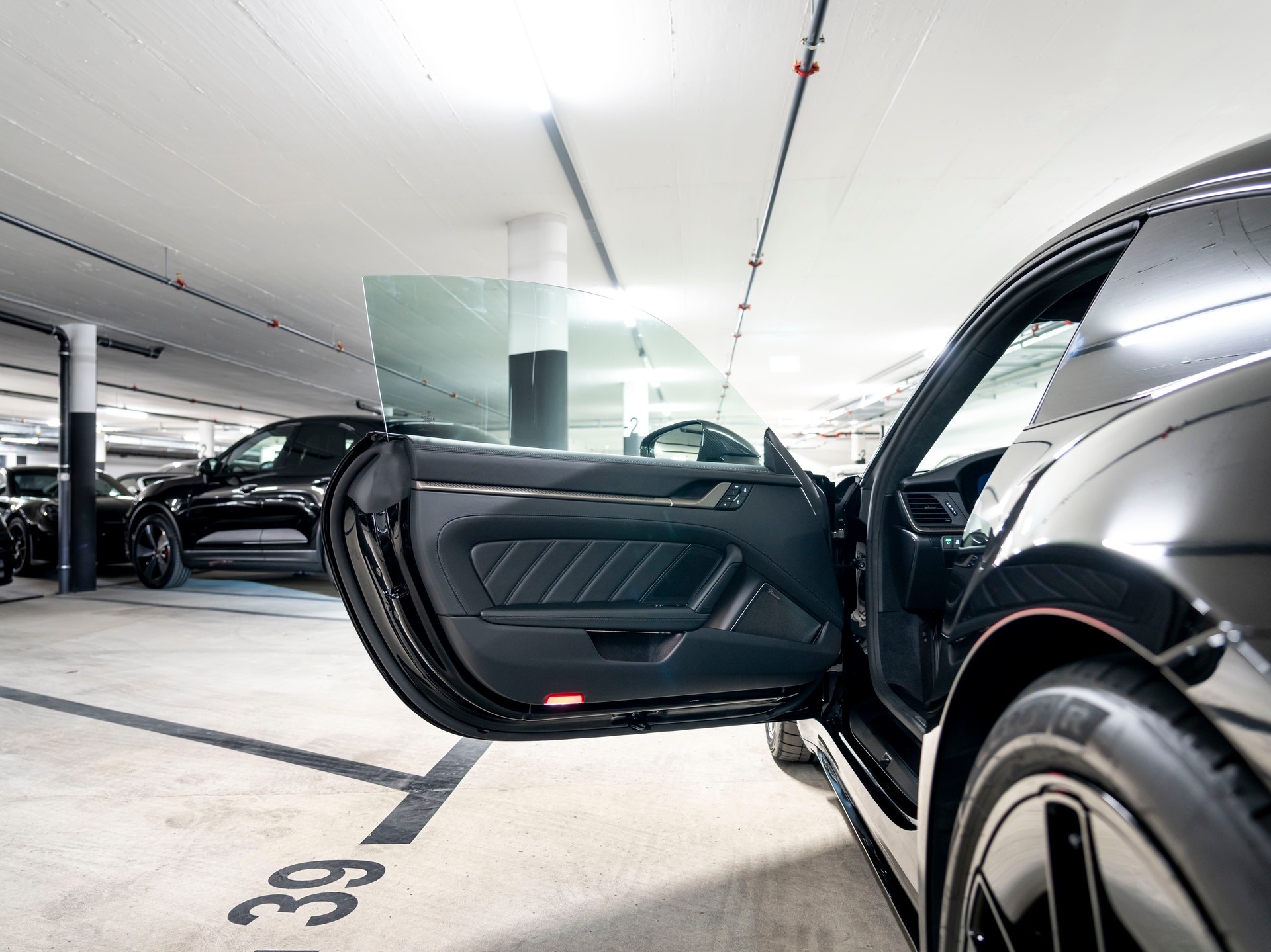 PORSCHE 911 Turbo S PDK-image-15
