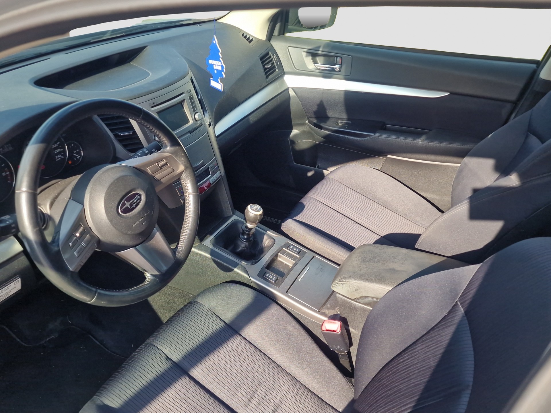 SUBARU Legacy 2.0D Swiss AWD-image-8