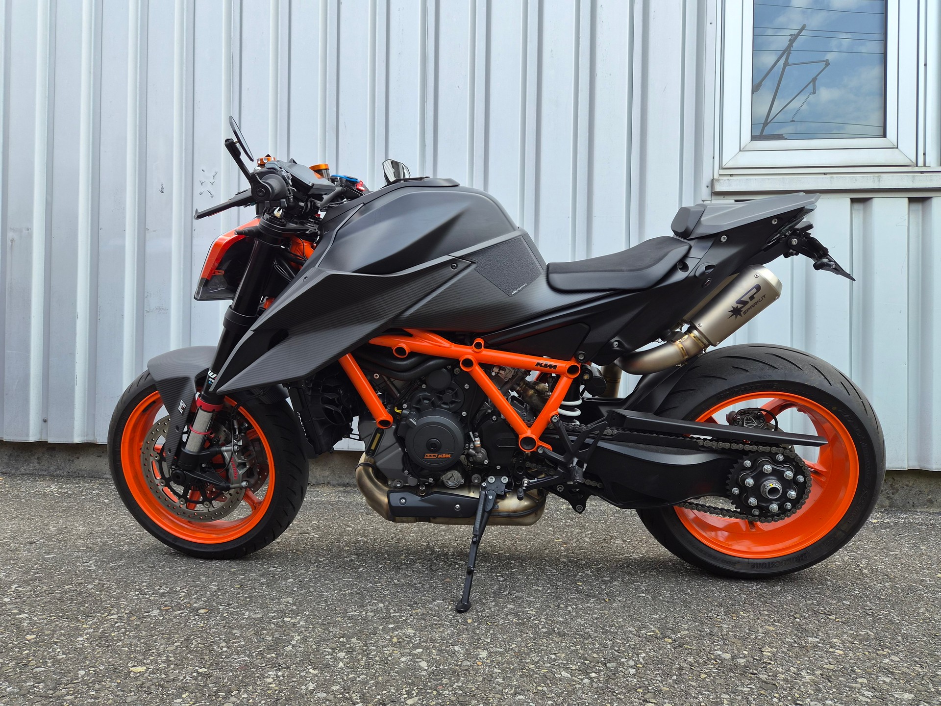 KTM 1290 Super Duke-image-12