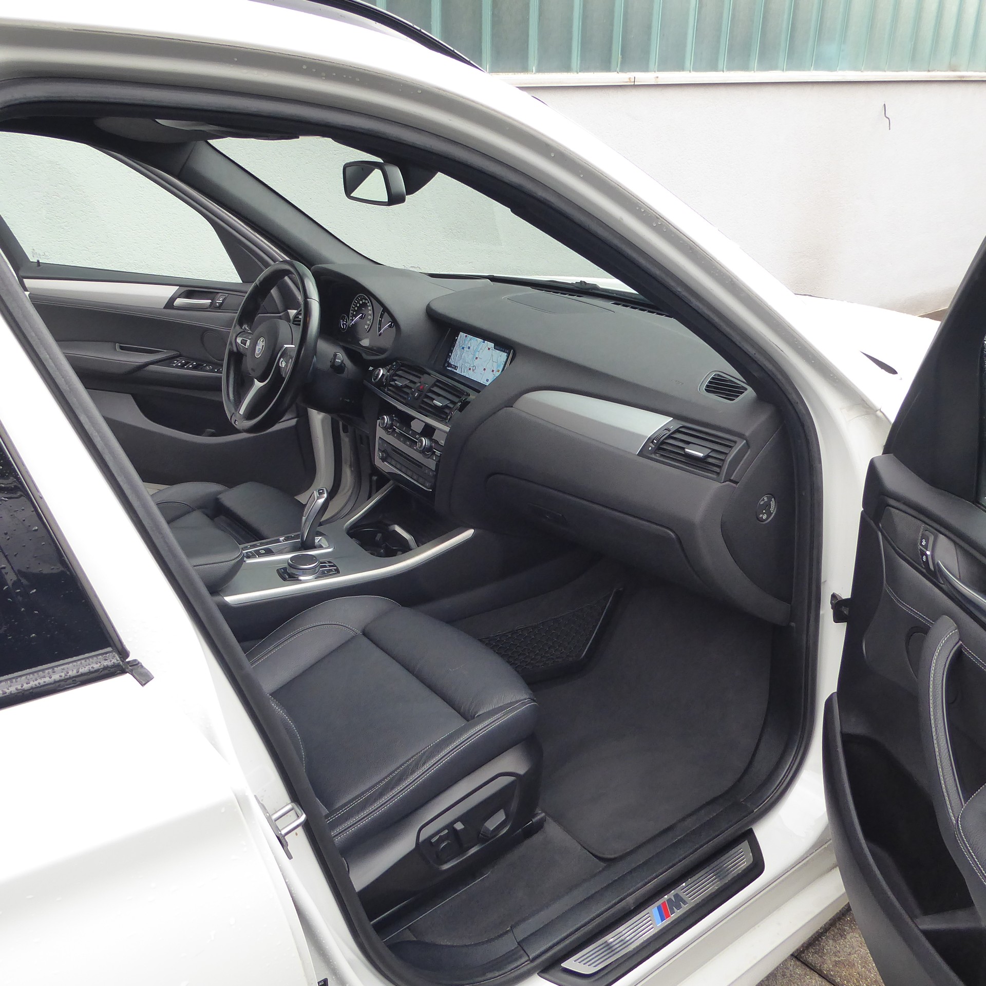 BMW X3 xDrive 20d M Sport-image-8