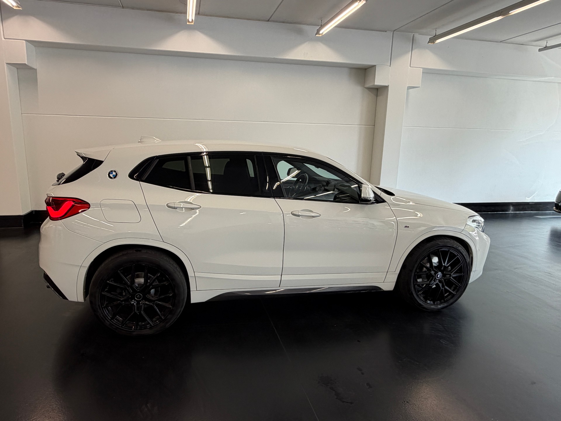 BMW X2 xDrive 20d M Sport X Steptronic-image-2