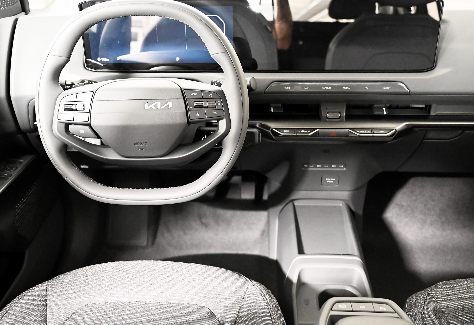 KIA EV2 61 kWh Air 4P-image-4