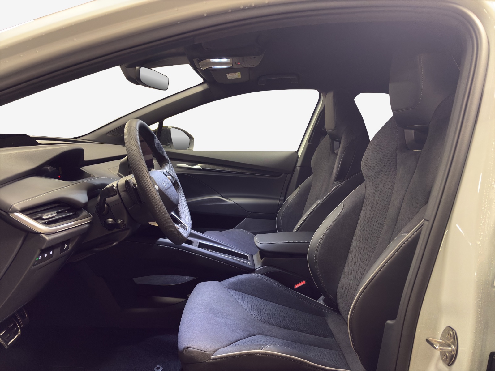 SKODA Elroq 85x Sportline 4x4-image-7