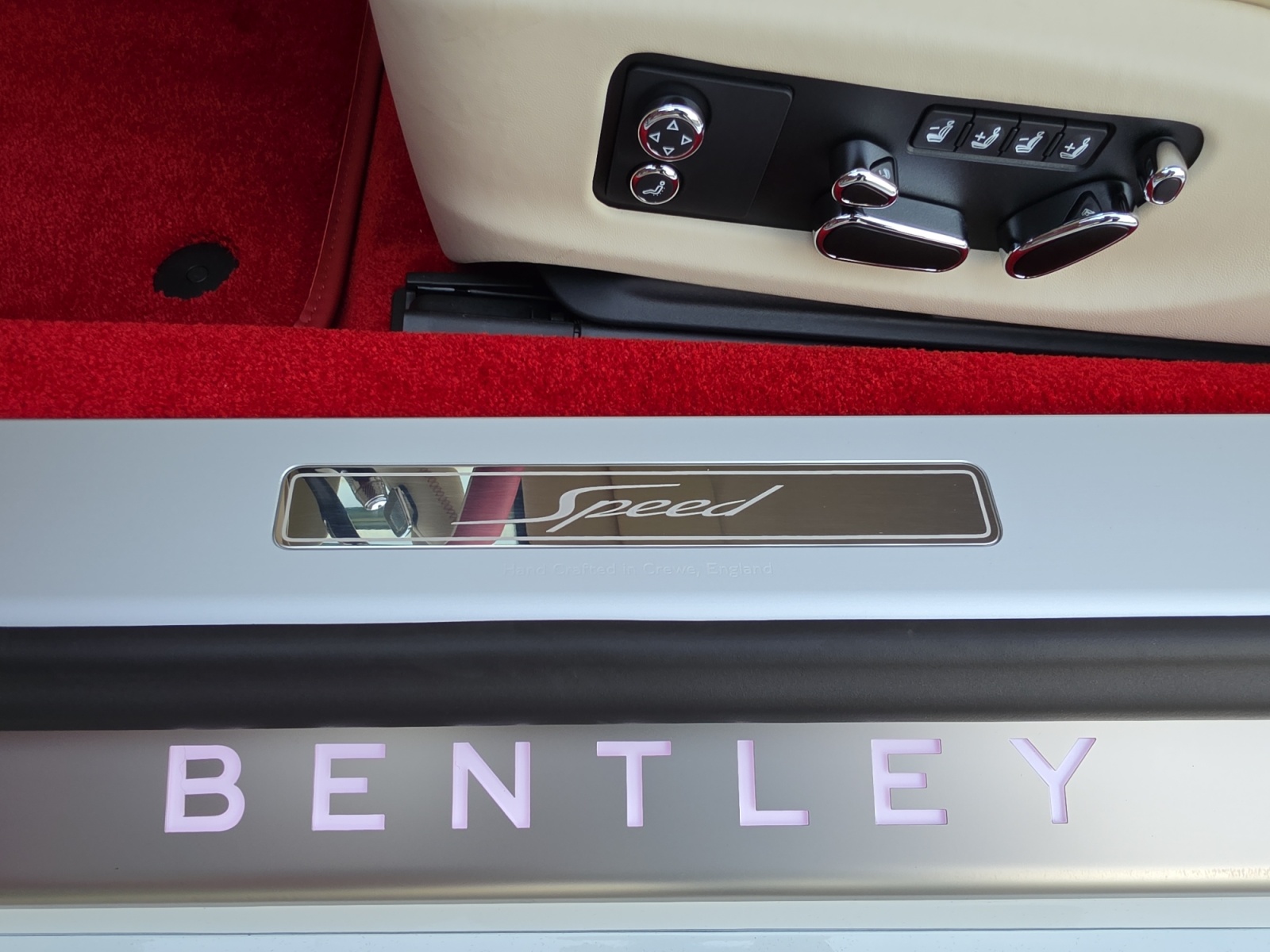 BENTLEY Continental GT Speed V8 PHEV 782 PS/ 1.9% Leasing möglich.-image-19