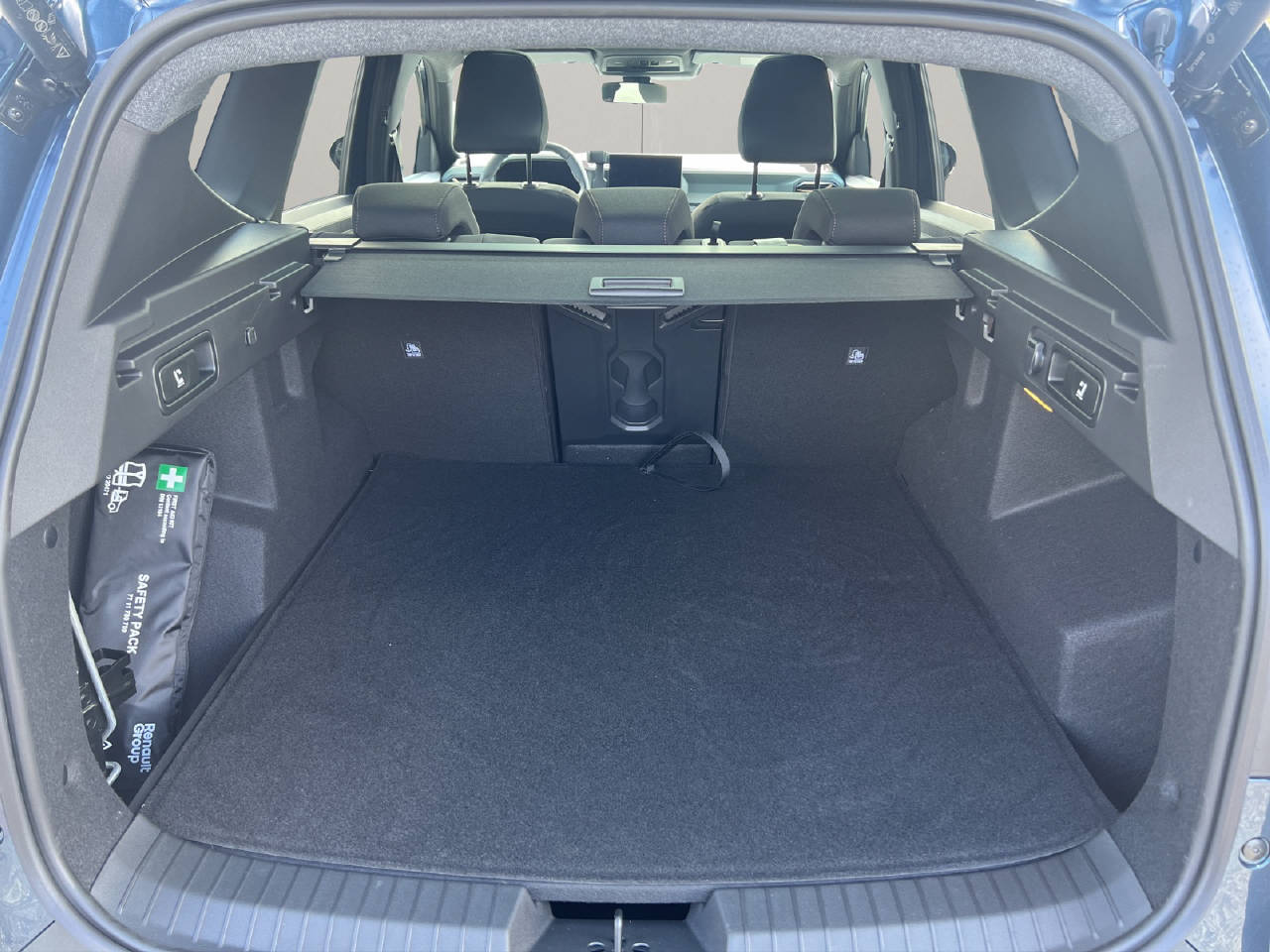 DACIA Bigster 1.8 Hybrid Extreme-image-11