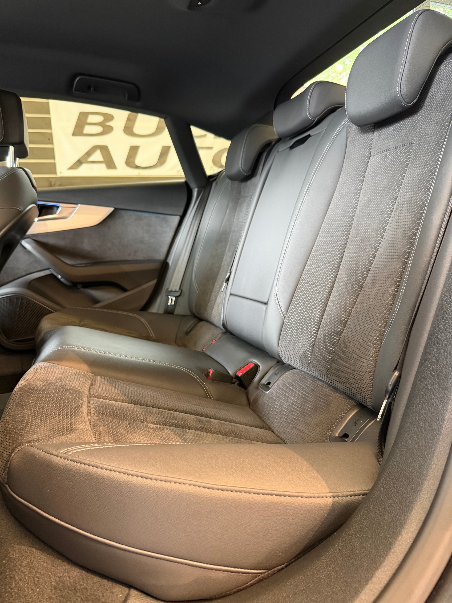 AUDI A5 Sportback Competition 2.0 40 TFSI S Line Attraction quattro S-Tronic-image-8